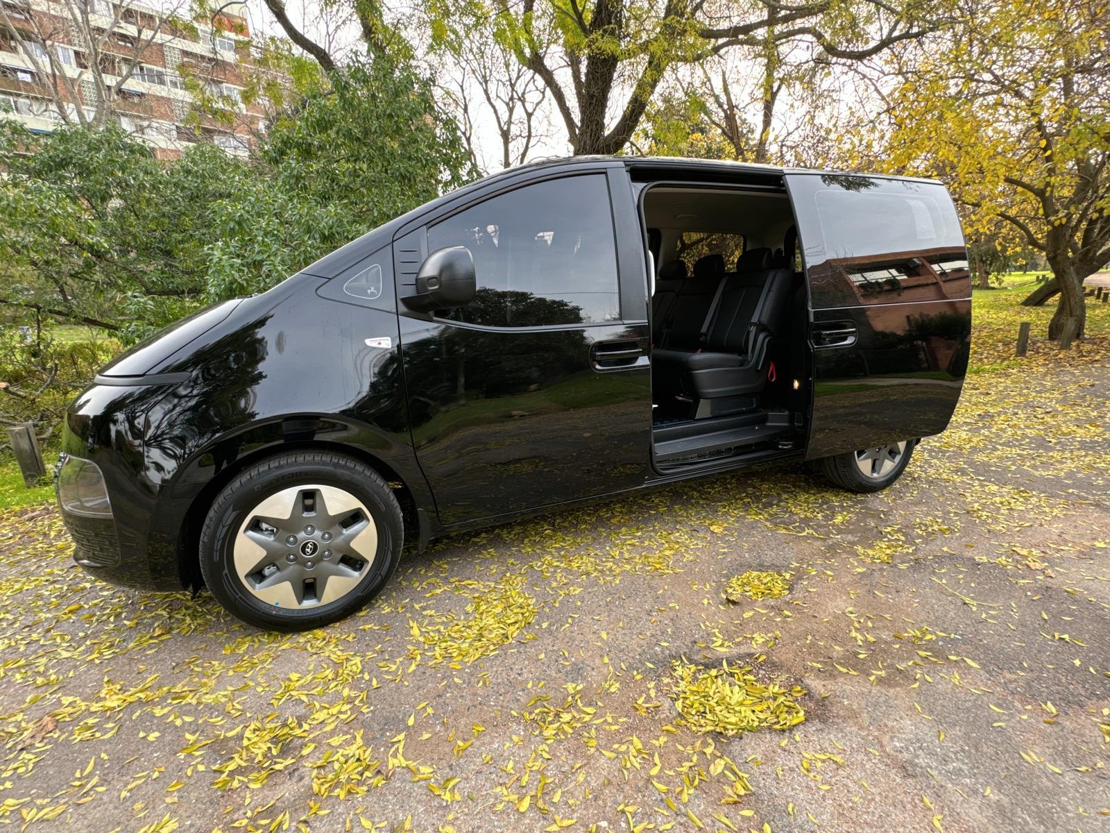 Private Car Service: Montevideo to Colonia del Sacramento