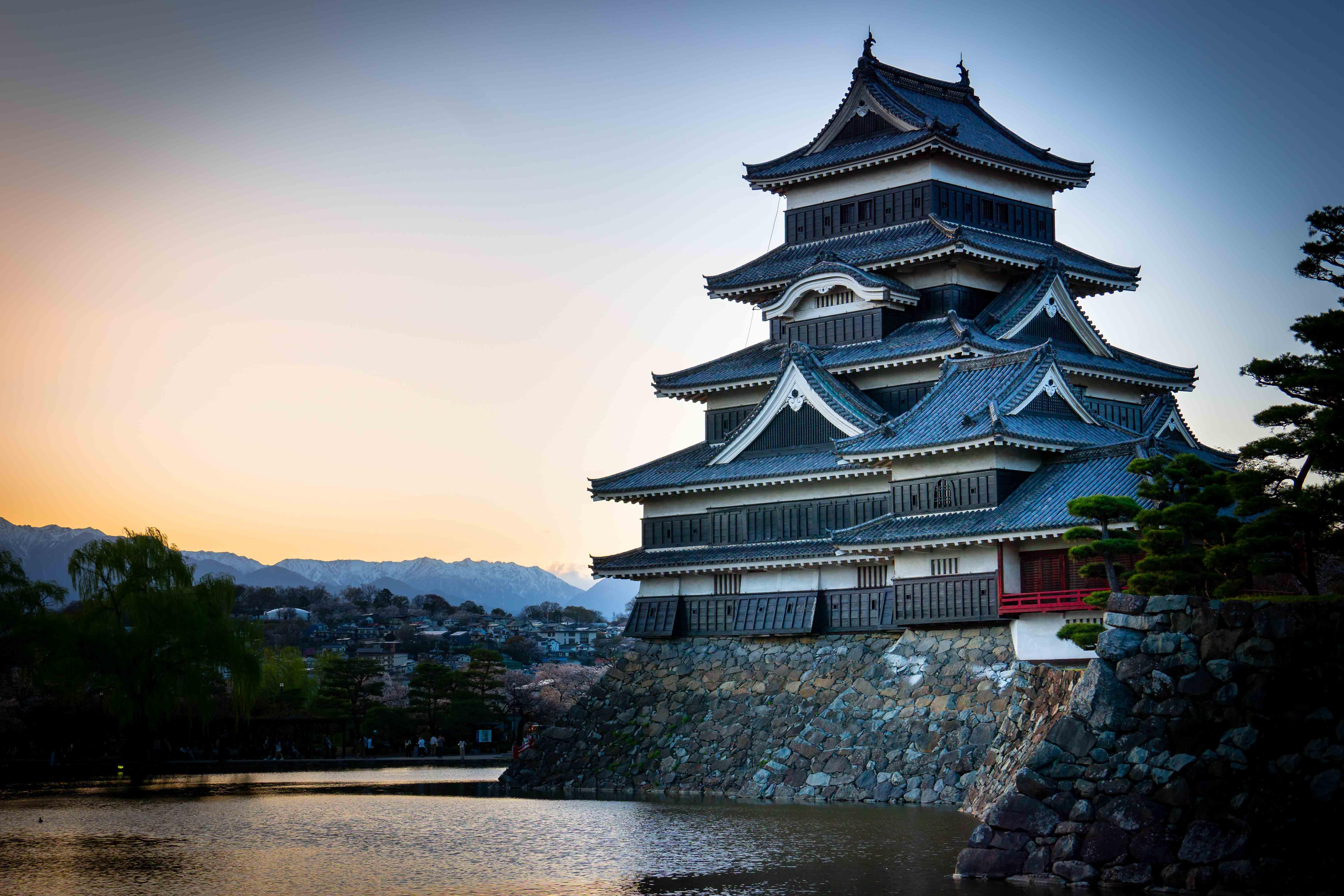 Matsumoto Castle and Narai-juku Private Day Tour