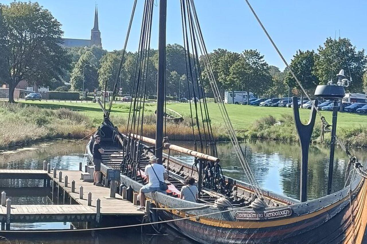 A Big Easy Tour; Cathedral, Viking Ships & Palace