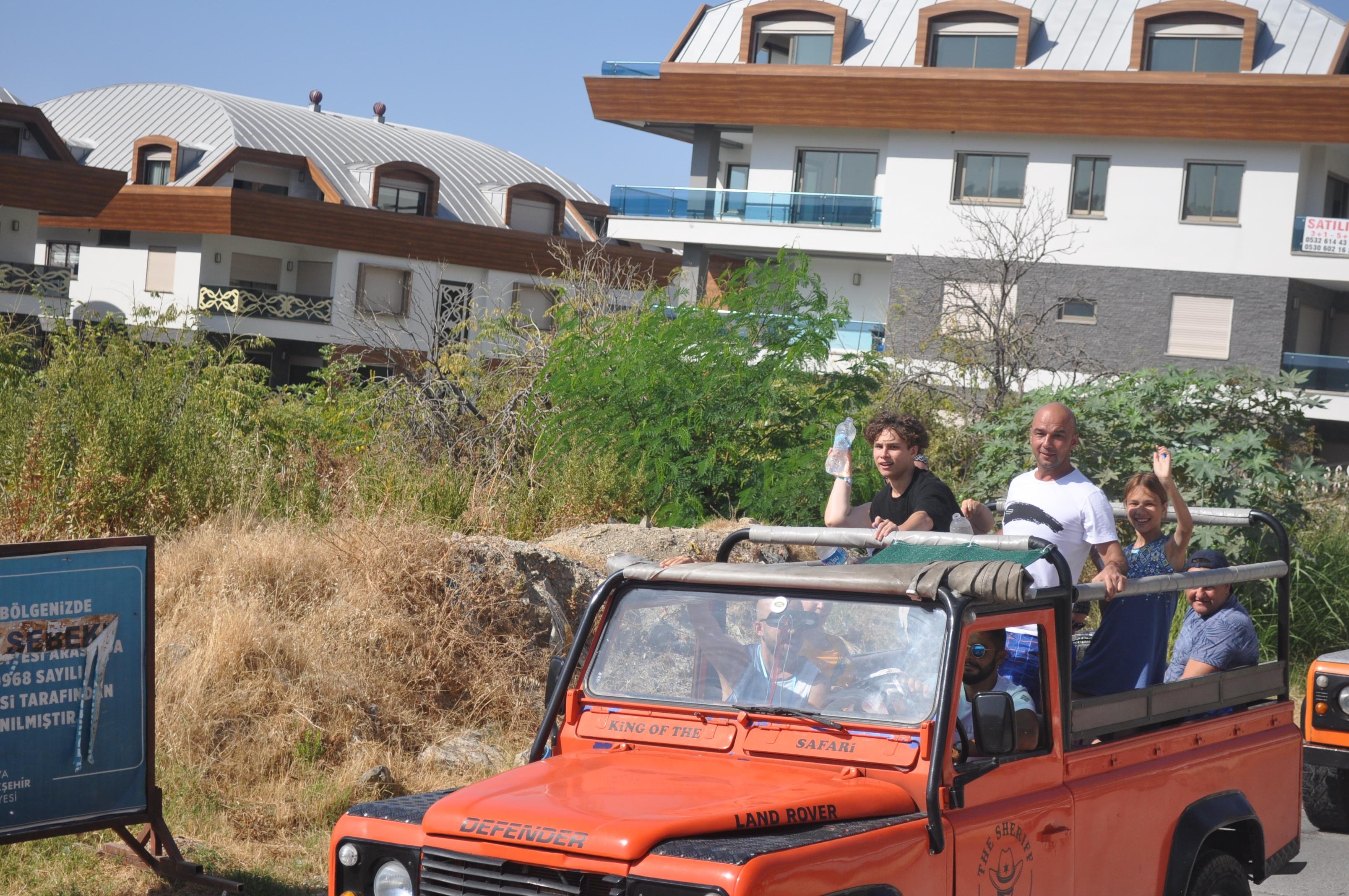 Kusadasi: Dilek Peninsula Jeep Safari Adventure