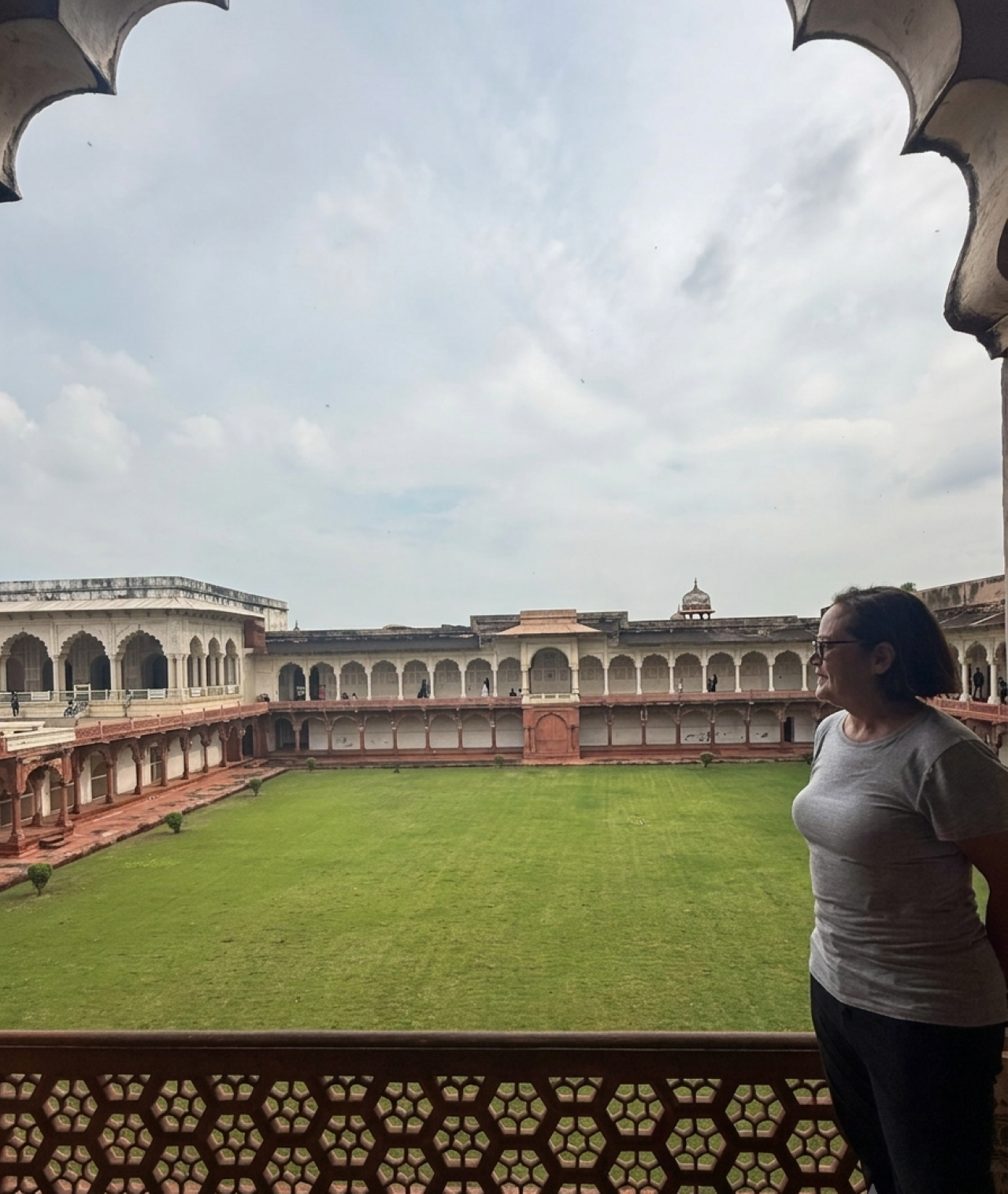 Private Overnight Taj Mahal Tour from Delhi (2 Days)