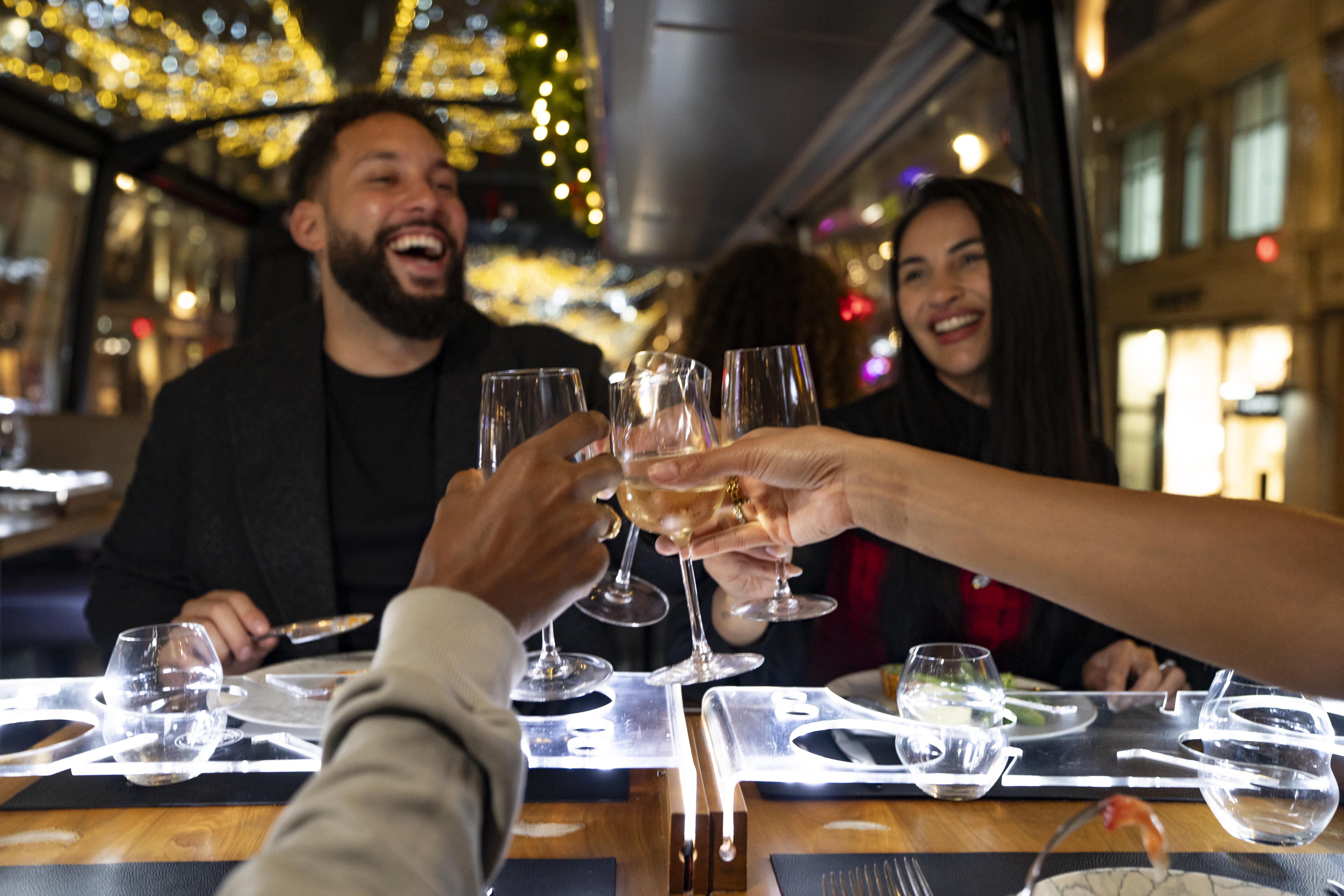 London: 6-Course Gourmet Dinner on a Luxury Coach