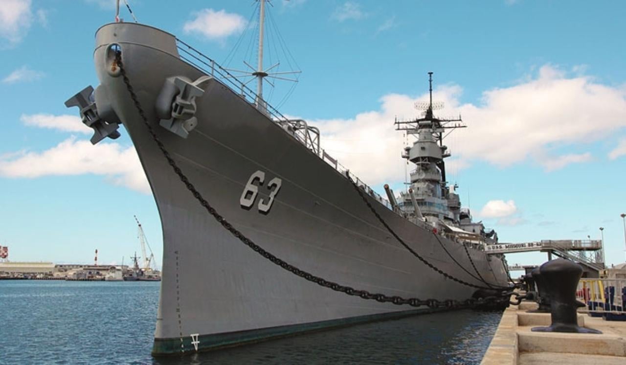 Honolulu: Battleship Missouri Memorial Access