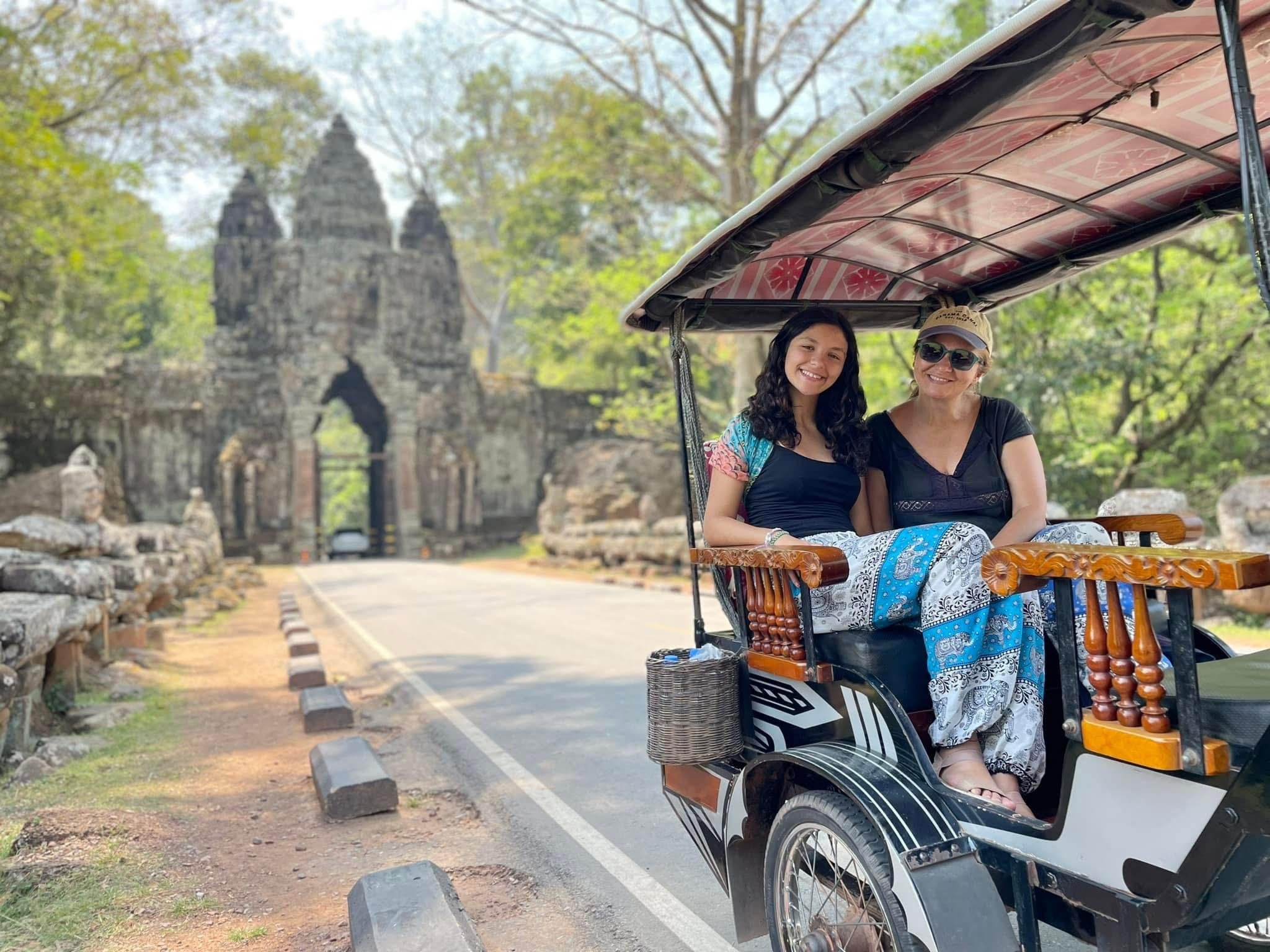 Siem Reap: Grand Circuit Temples & Sunset by Private Tuk-Tuk