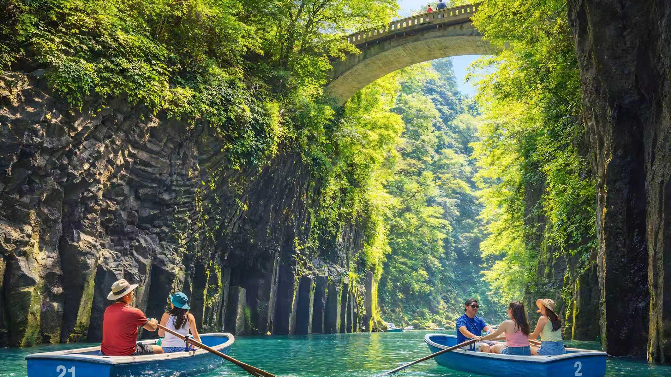 Takachiho Gorge & Heritage Train Day Trip from Fukuoka