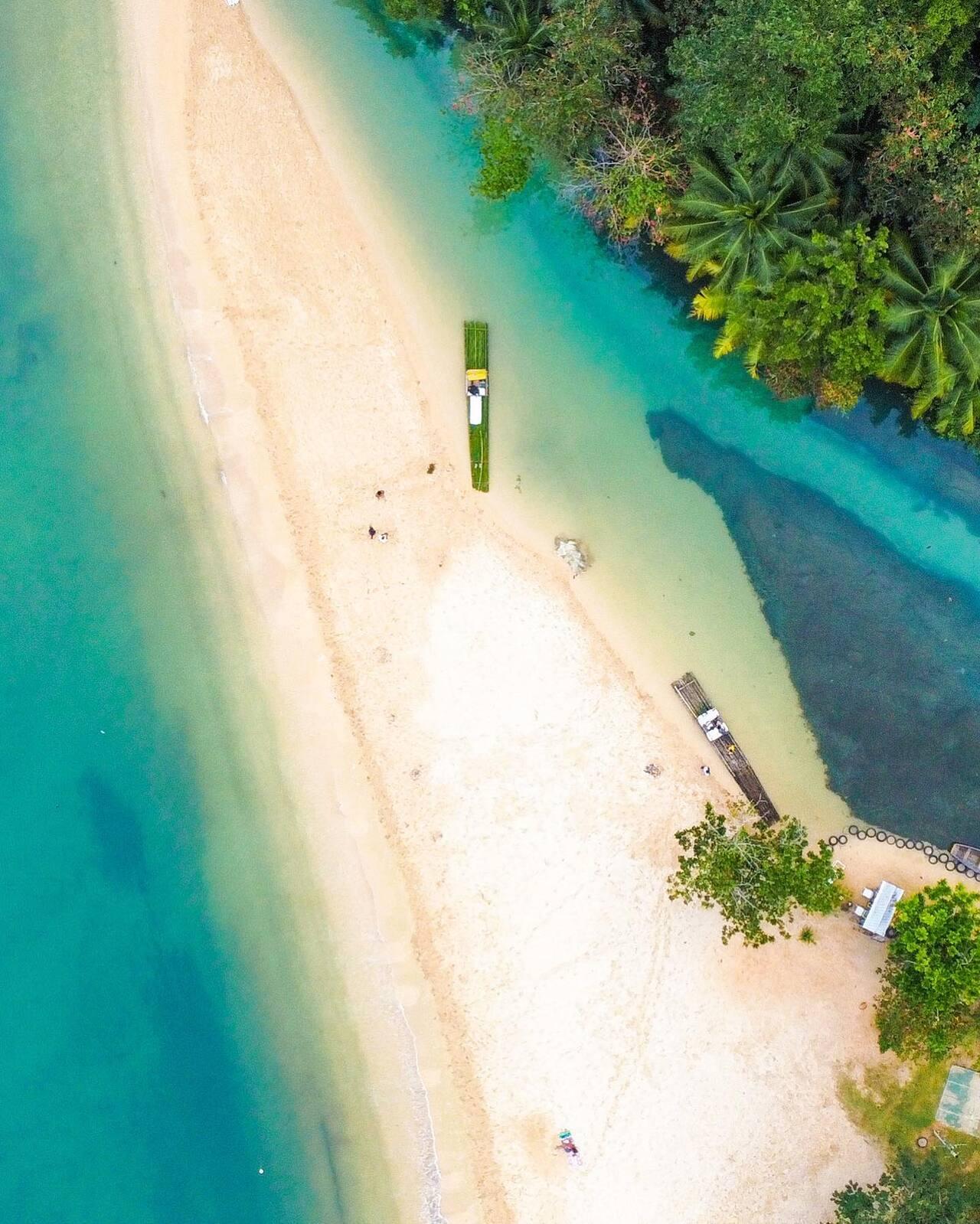 Ocho Rios Bamboo River Float & Zipline Combo