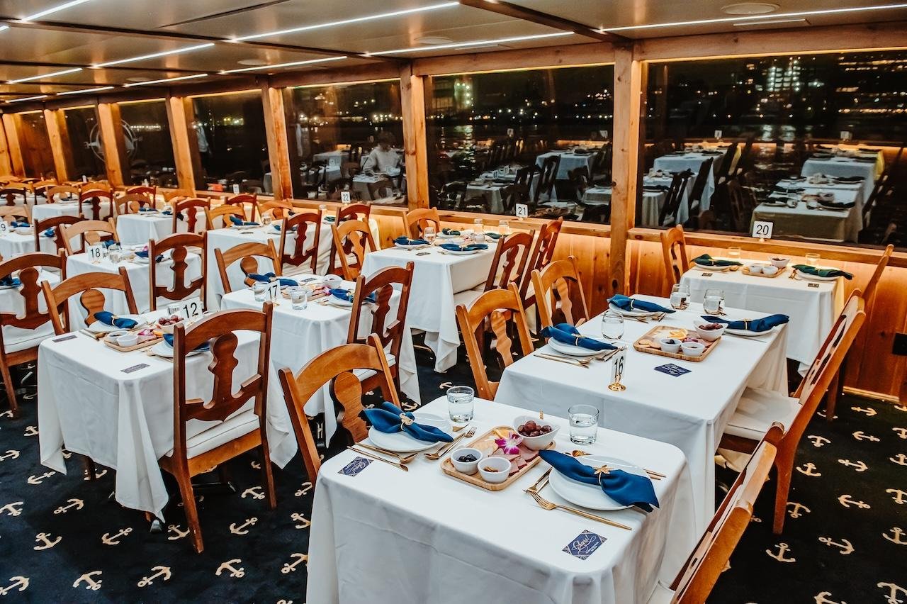 New York dinner cruise — image 6