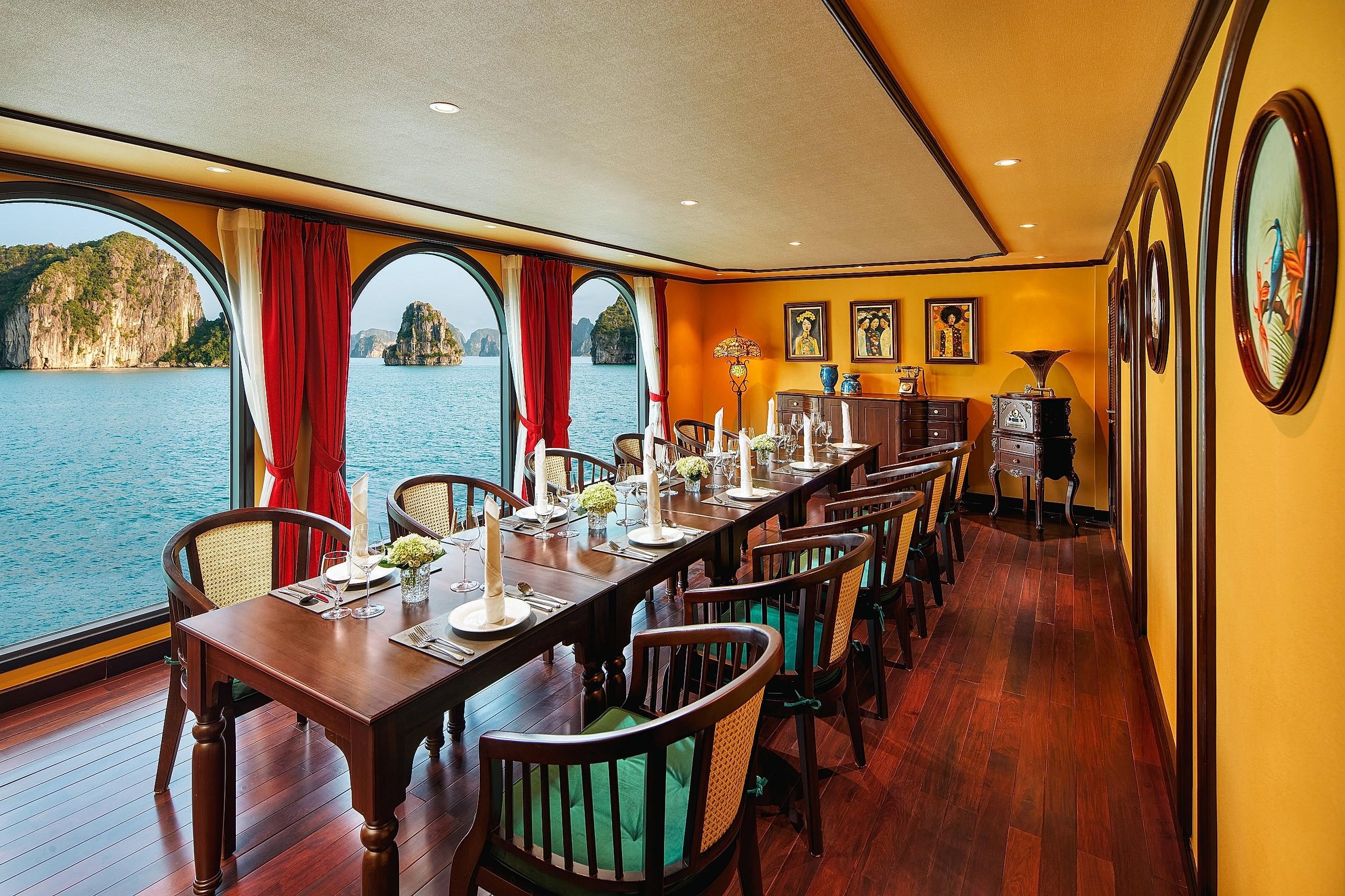 Ha Long Bay 3-Day Luxury Cruise aboard Indochine Premium