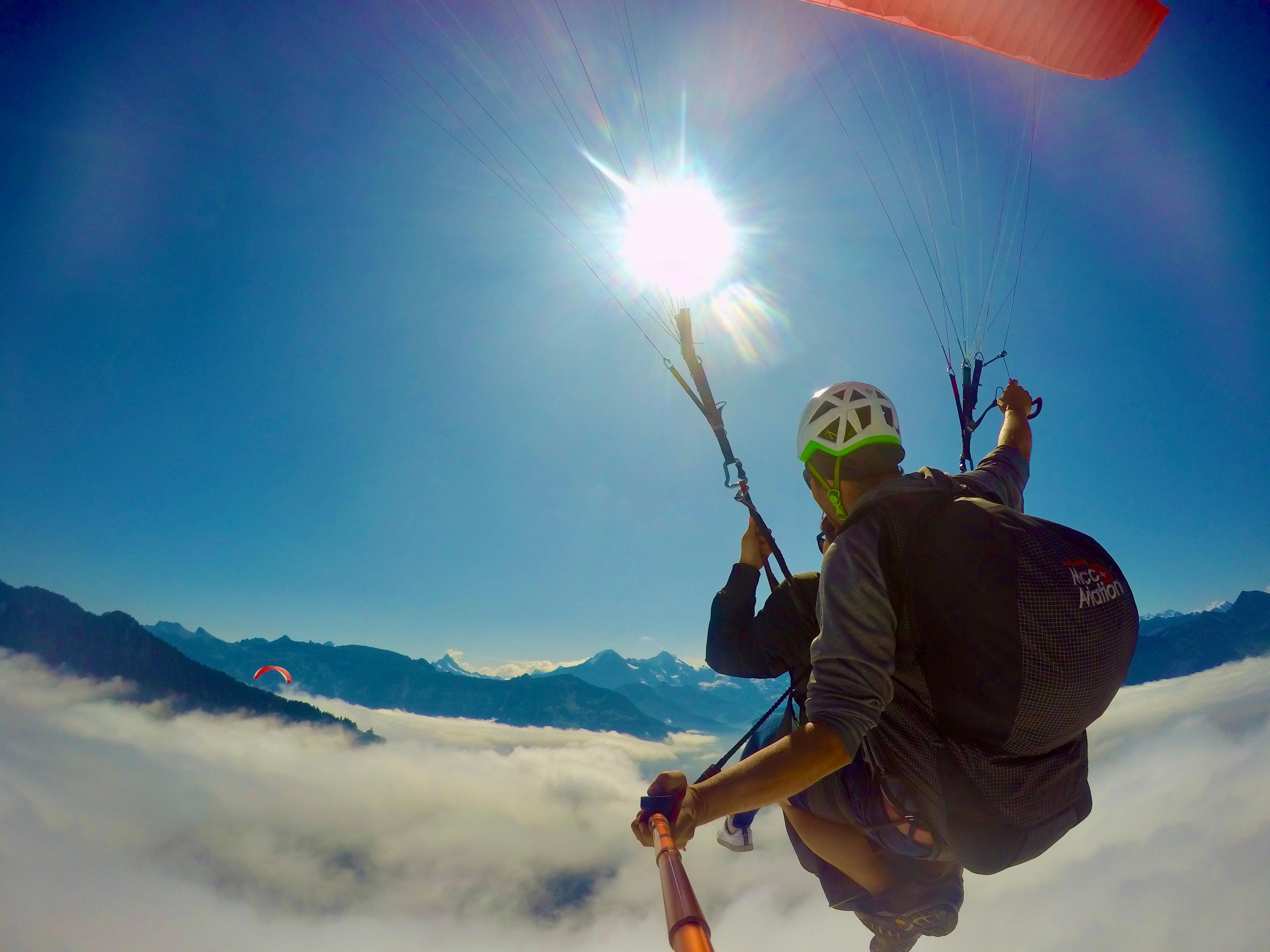 Interlaken: Paragliding Tandem High Flight