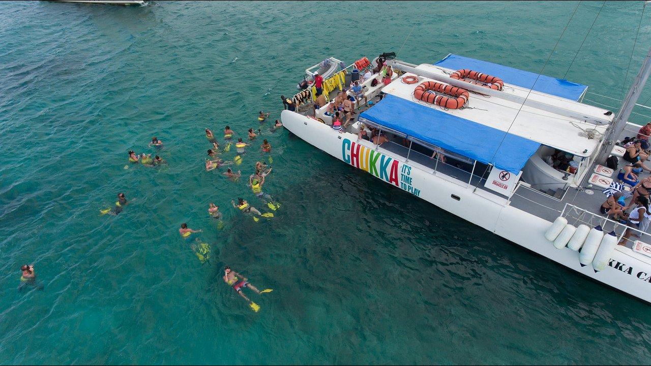Ocho Rios Catamaran Snorkel & Dunn's River Falls Adventure