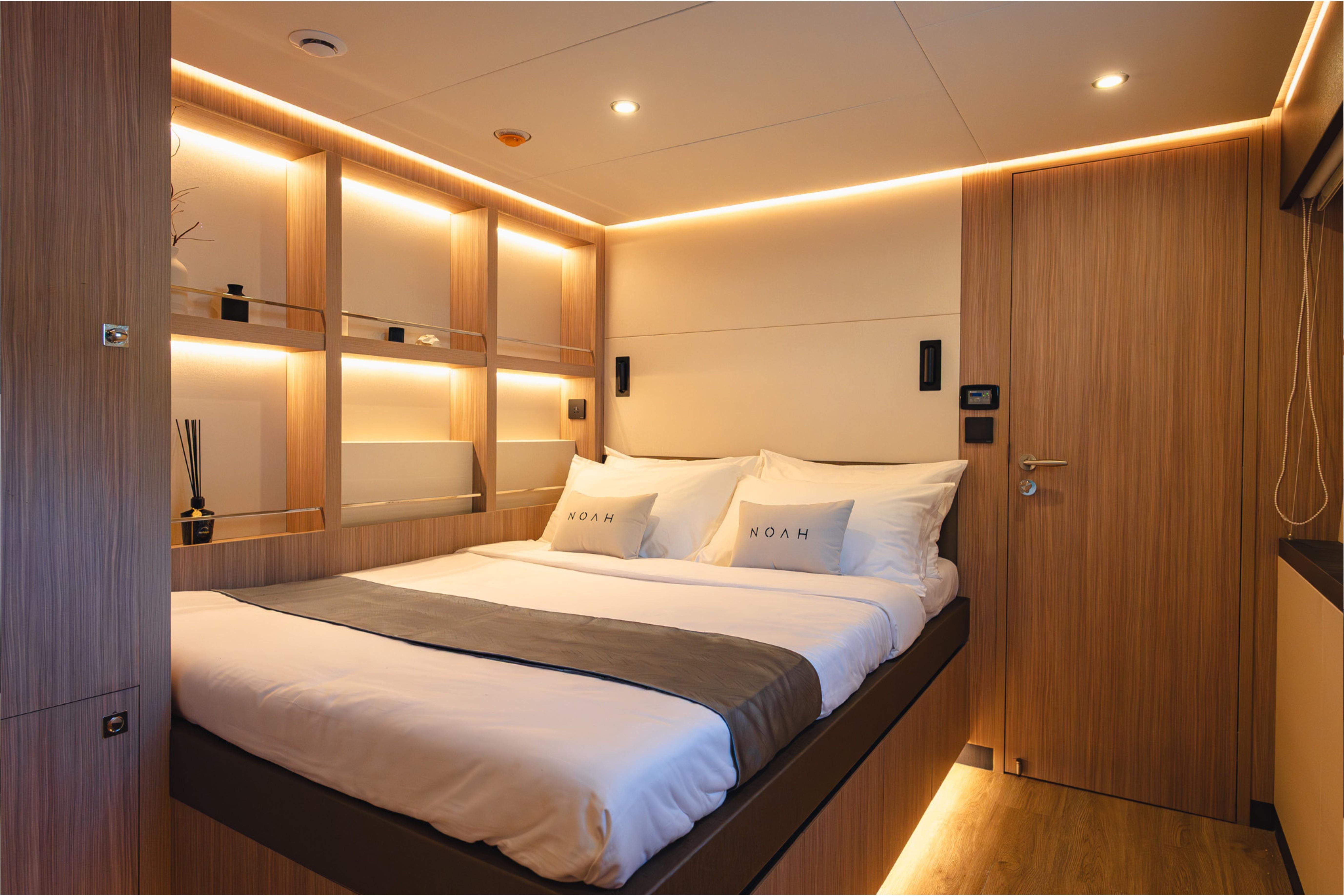 Phuket to Phi Phi & Maiton Island: Luxury Catamaran Day Cruise