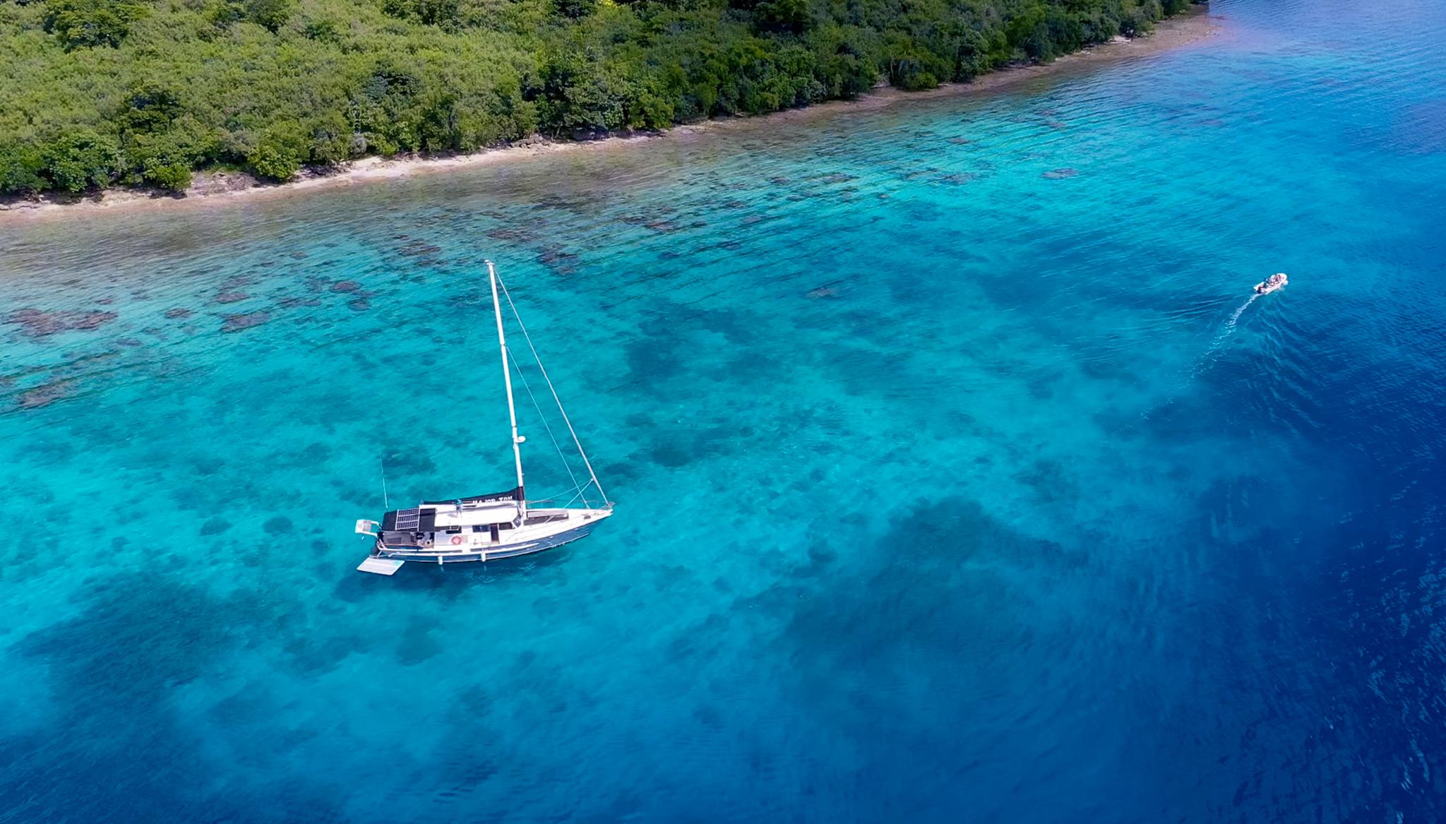 Full-Day Sailing & Snorkeling Adventure on Major Tom