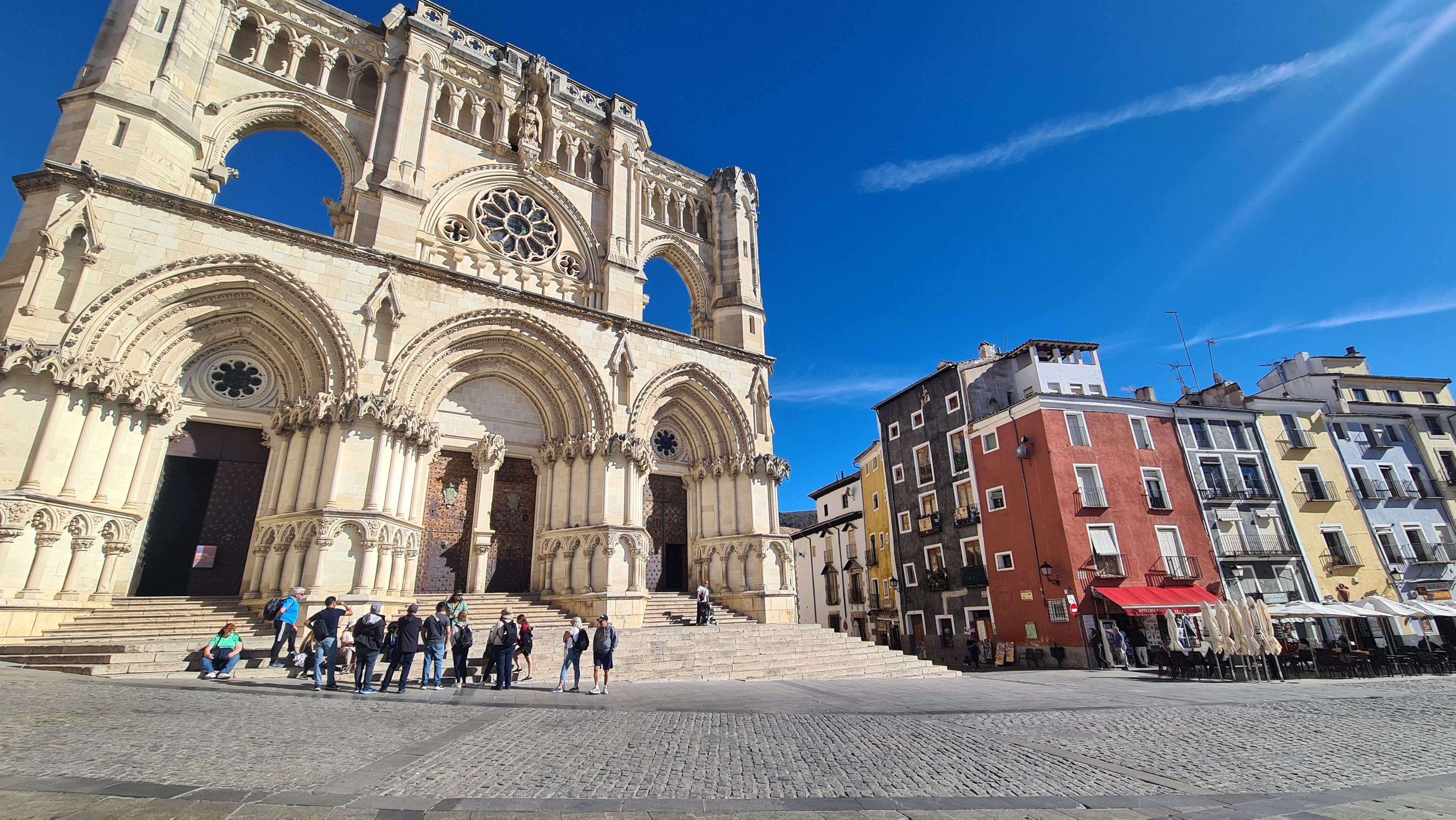 Full-Day Cuenca & Enchanted City Tour from Madrid