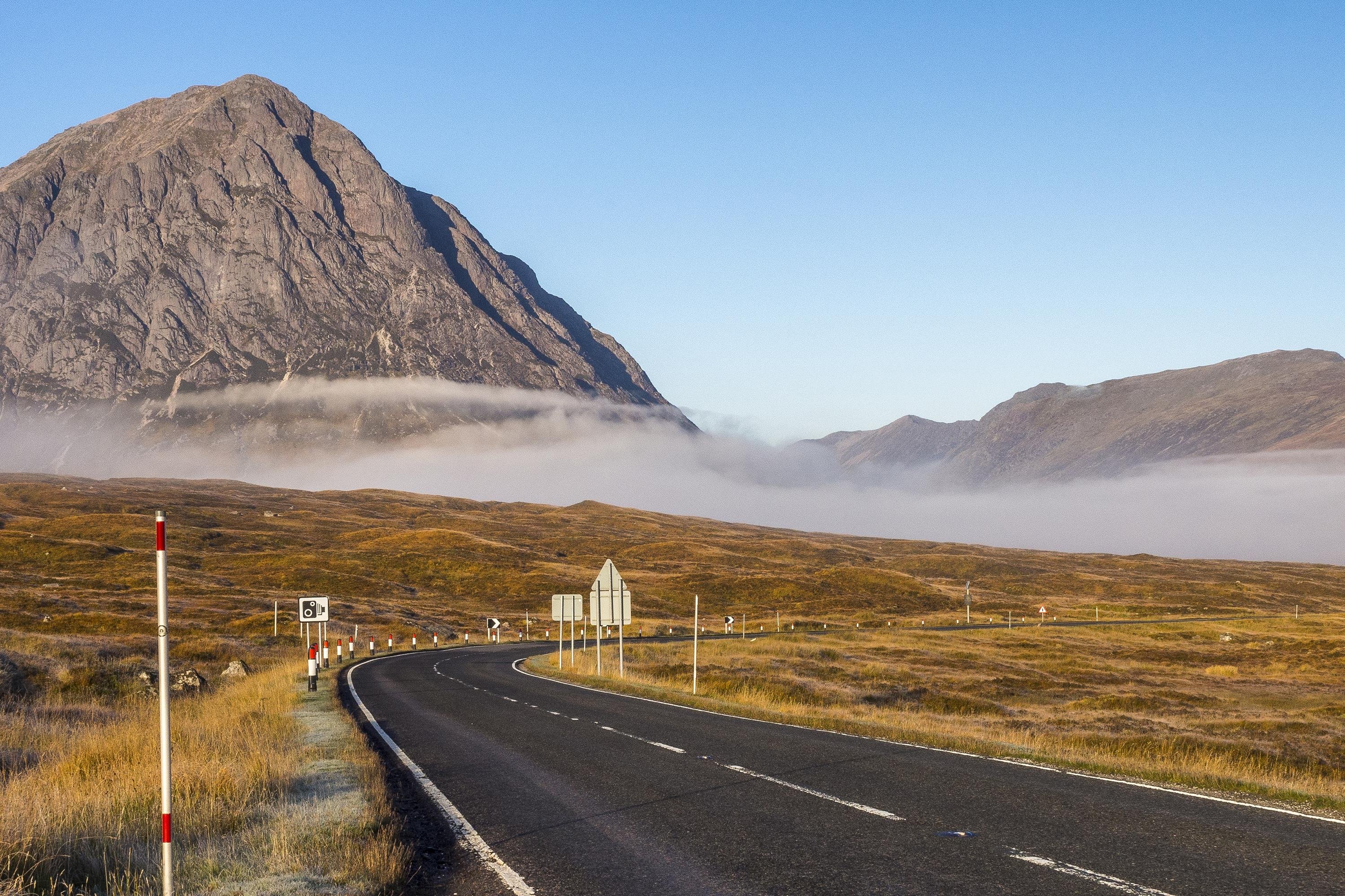 Glenfinnan, Glencoe & Loch Shiel Small Group Tour: Edinburgh