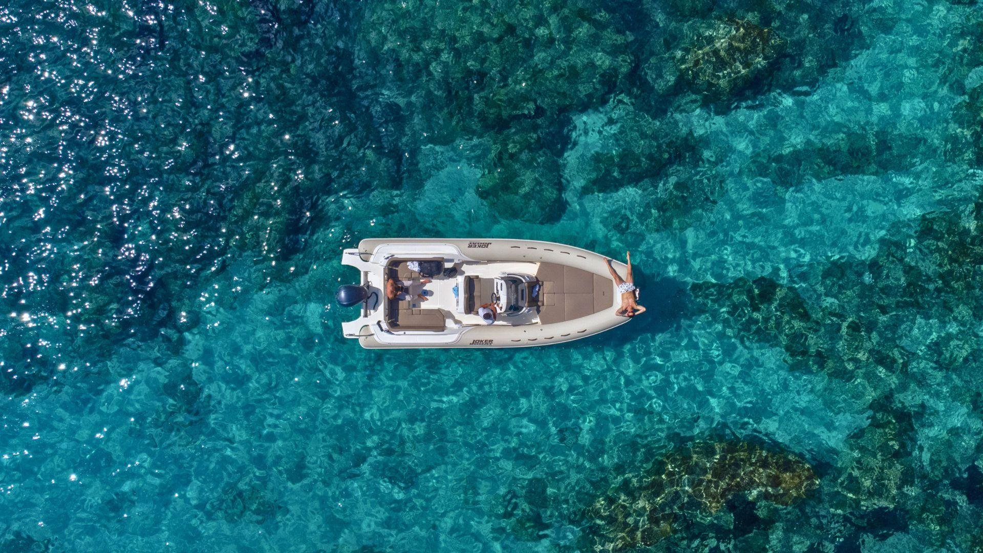 Cala Gonone Dinghy Excursion in the Gulf of Orosei