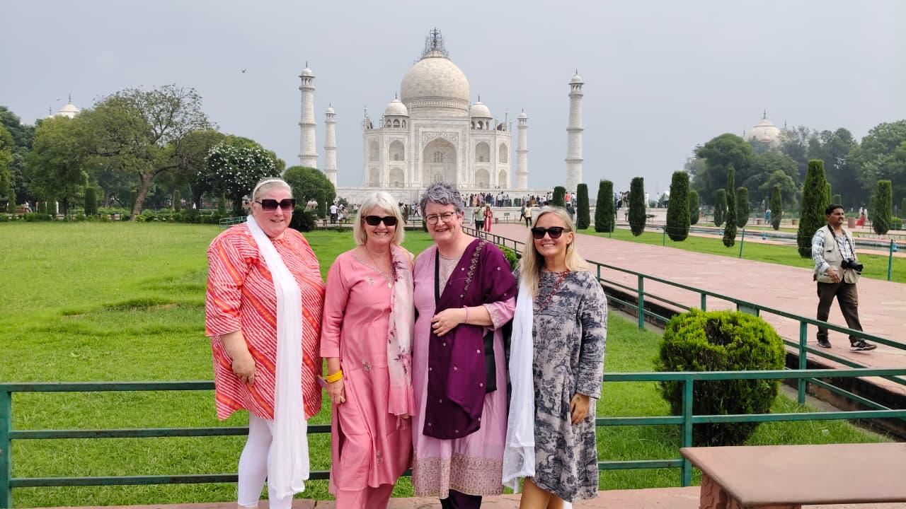 Taj Mahal & Agra Fort Group Day Trip from Delhi