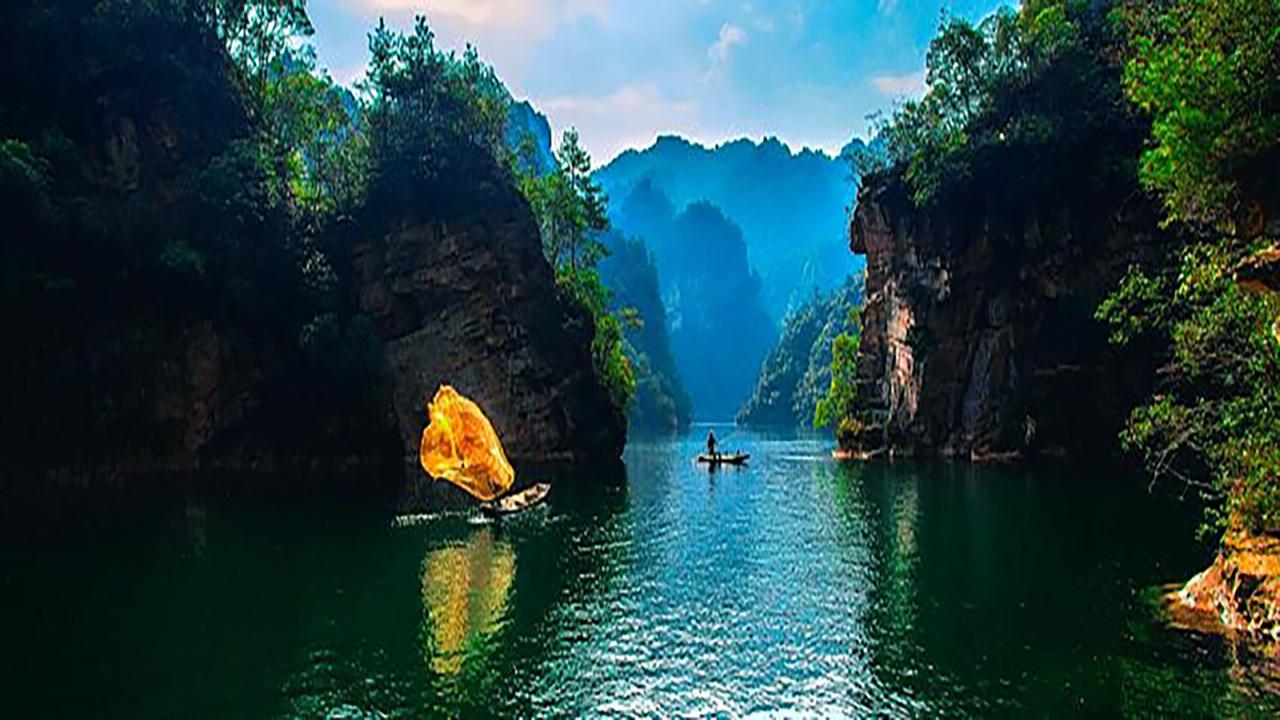 Baofeng Lake Boat Tour with Park Shuttle