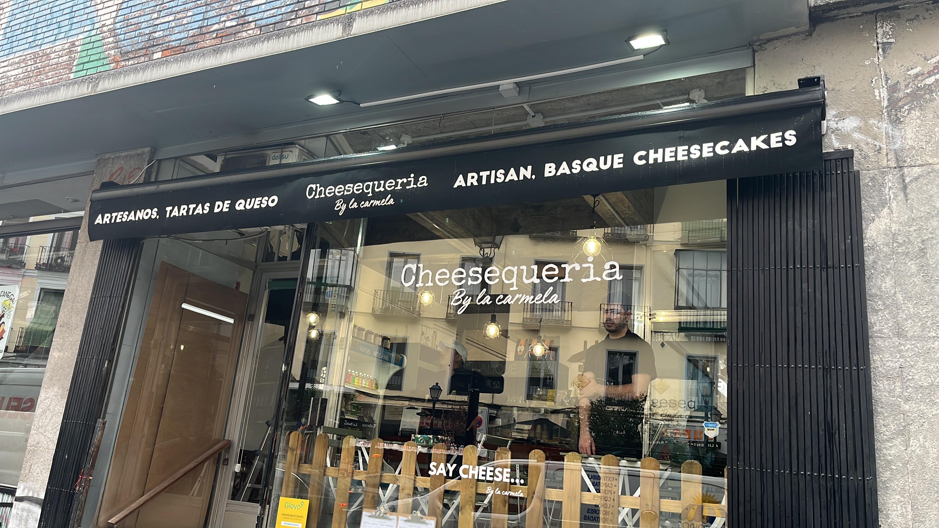 Basque Cheesecake Baking Workshop with Wine Pairing in Madrid