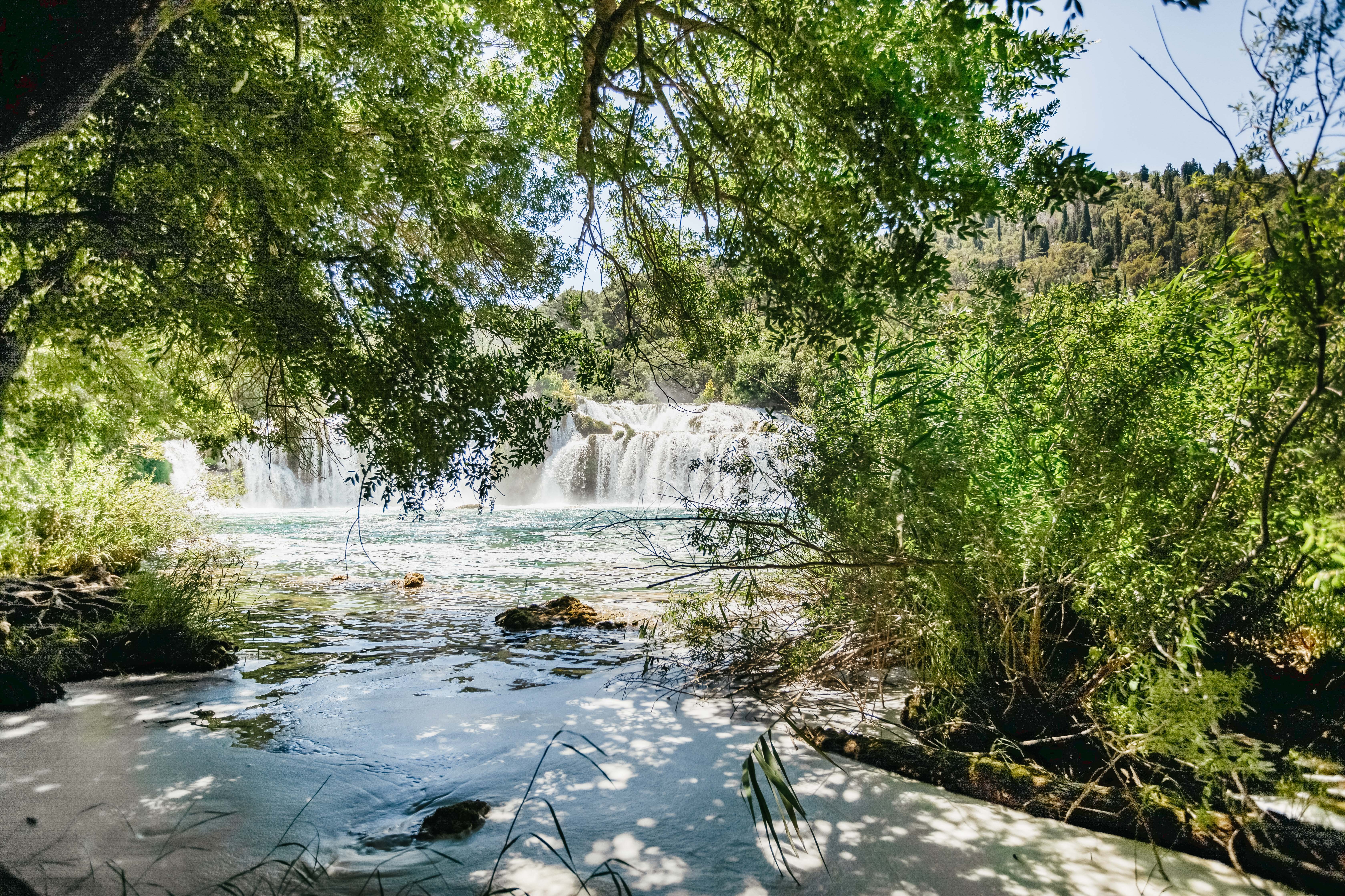 Split: Krka Waterfalls, Boat Cruise & Primosten Swim