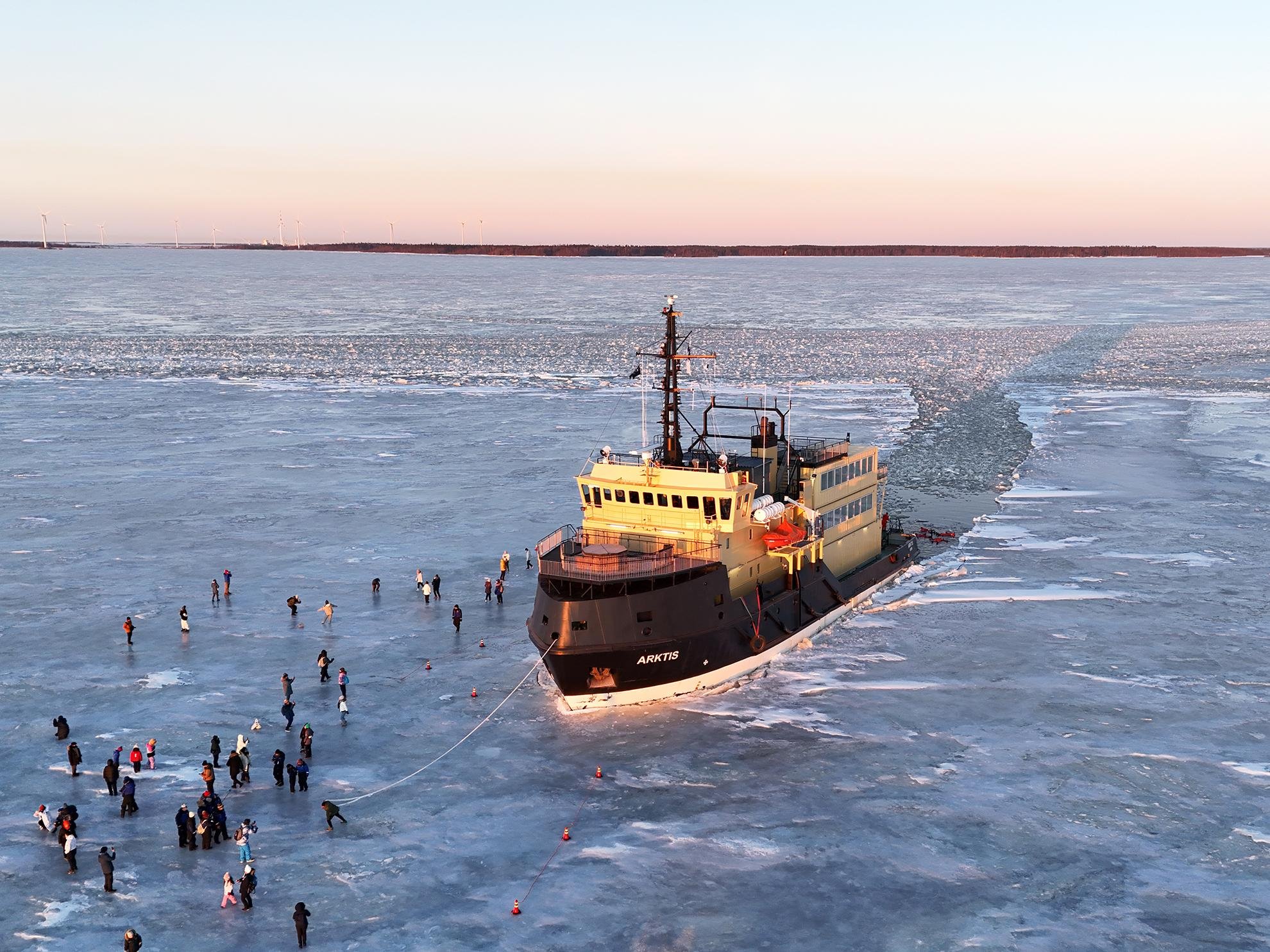 Icebreaker Arktis Cruise with Ice Floating from Rovaniemi