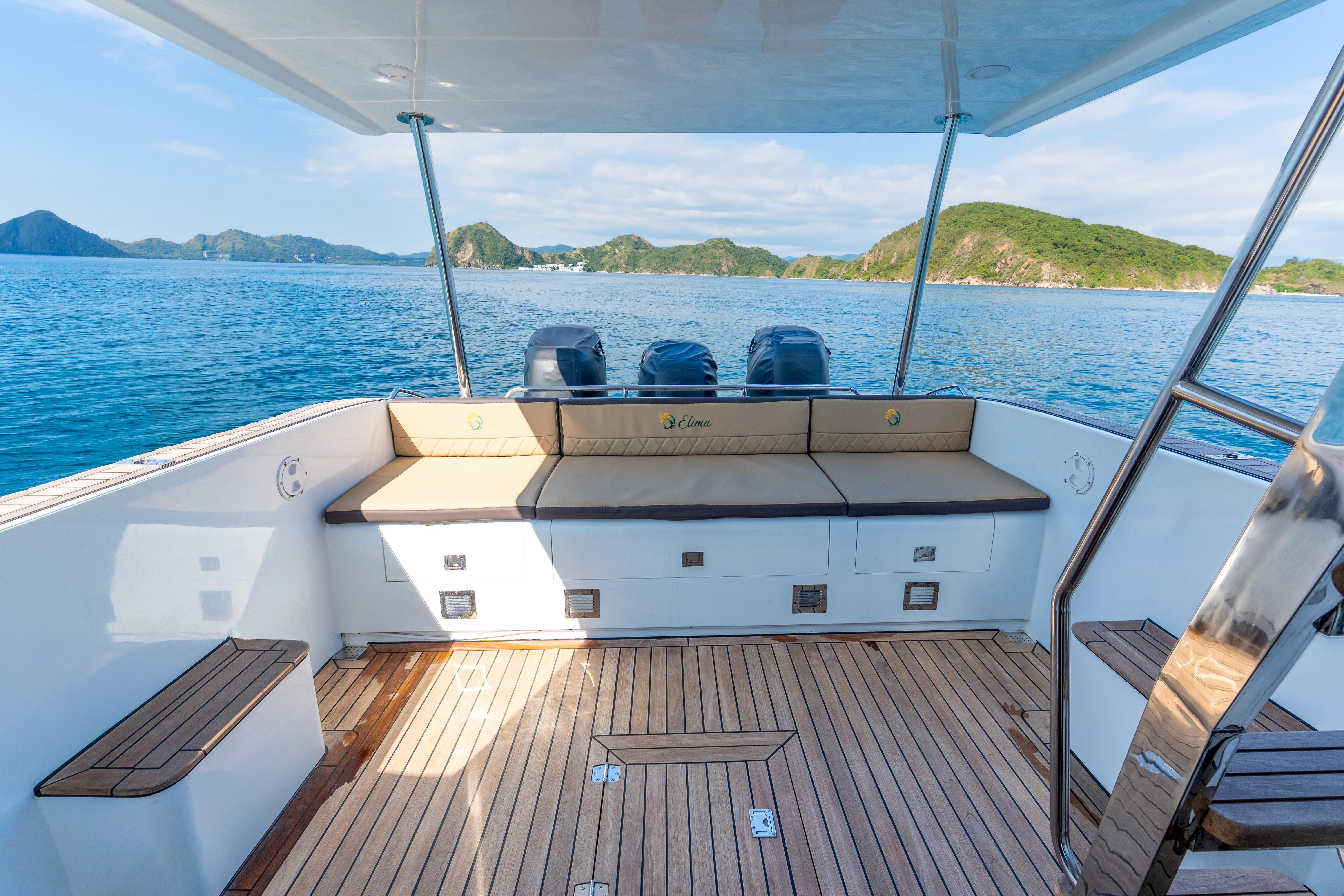 Komodo National Park Full-Day Speedboat Adventure from Labuan Bajo