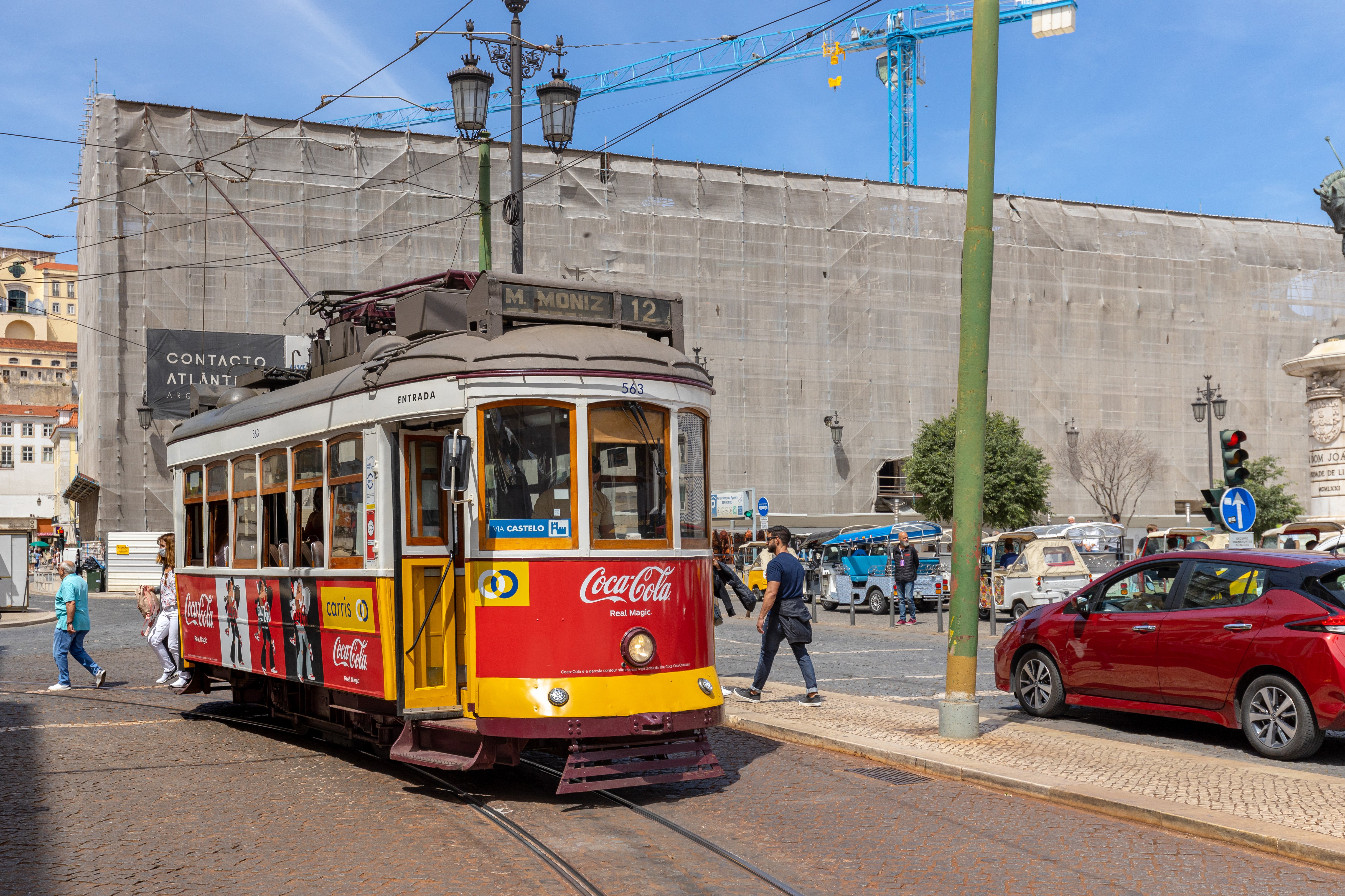 Lisbon History & Lifestyle Walking Tour