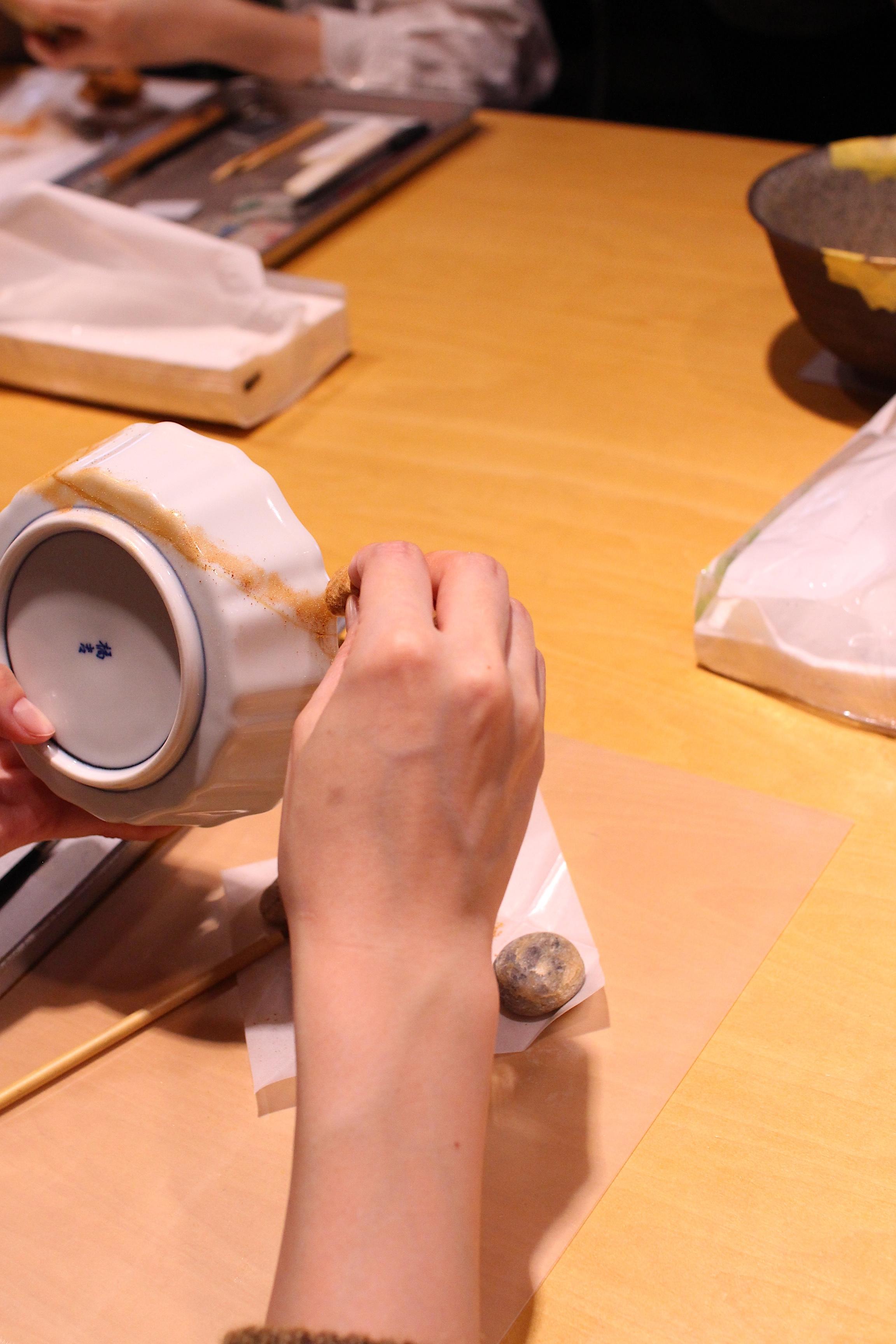Osaka Traditional Kintsugi Class: The Art of Golden Repair