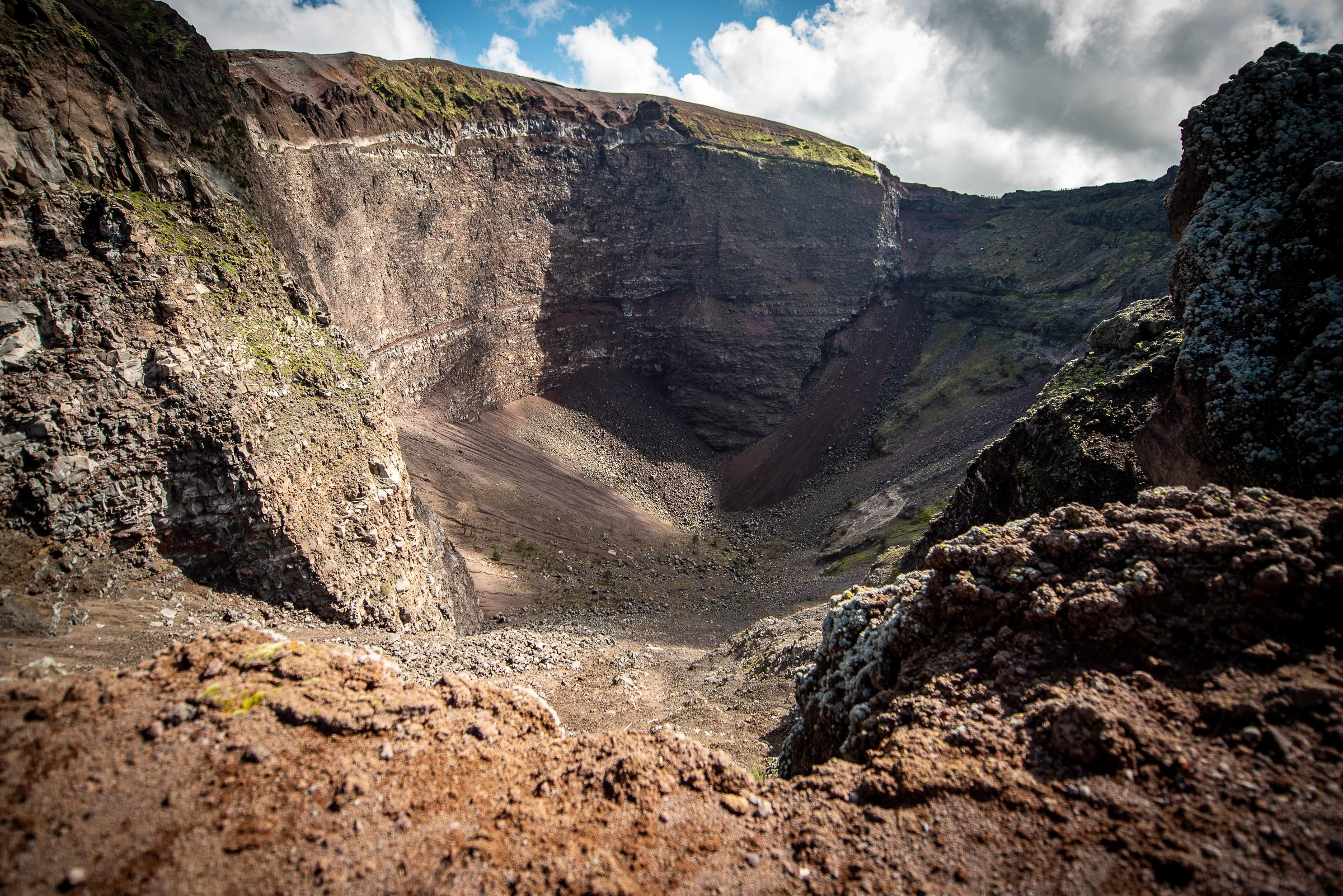 Pompeii and Mount Vesuvius guided tour from Vico Equense - the Gran Cono crater rim above the Bay of Naples