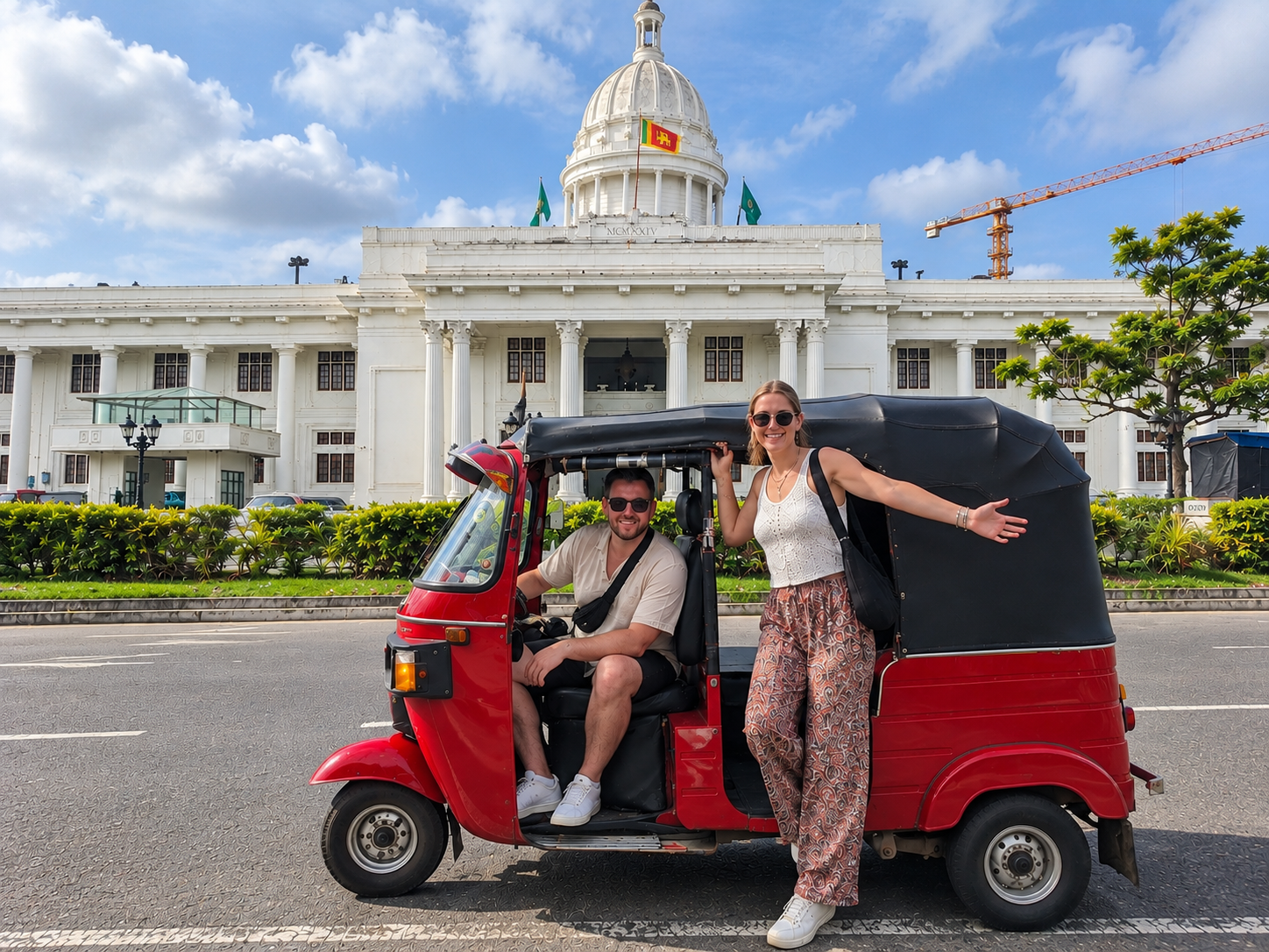 Private Colombo Tuk-Tuk City Tour with Guide & Entry Tickets
