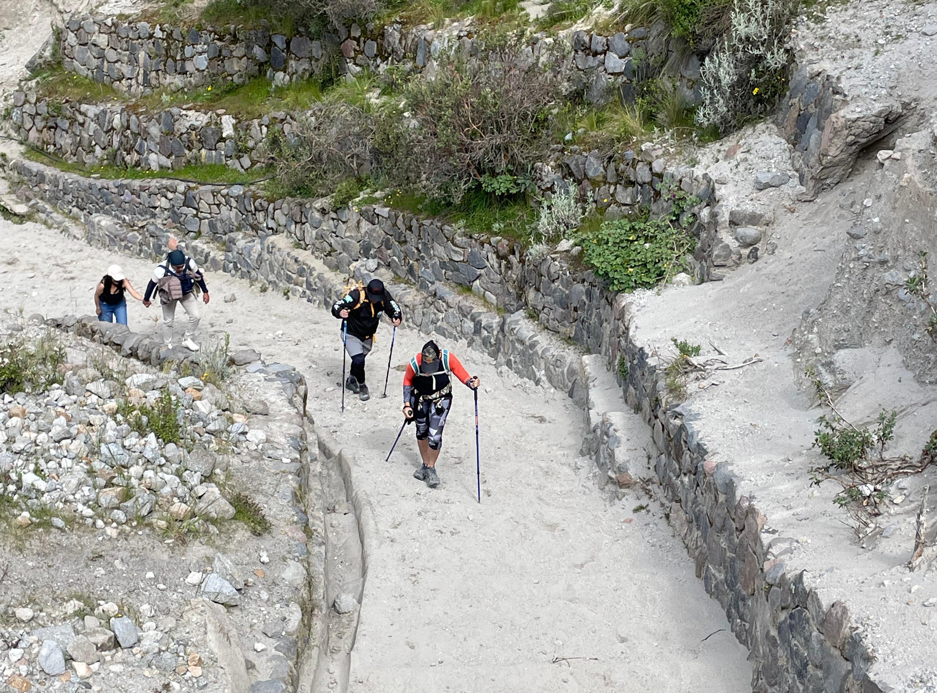 Quilotoa Crater Lagoon Full-Day Tour from Quito with Lunch