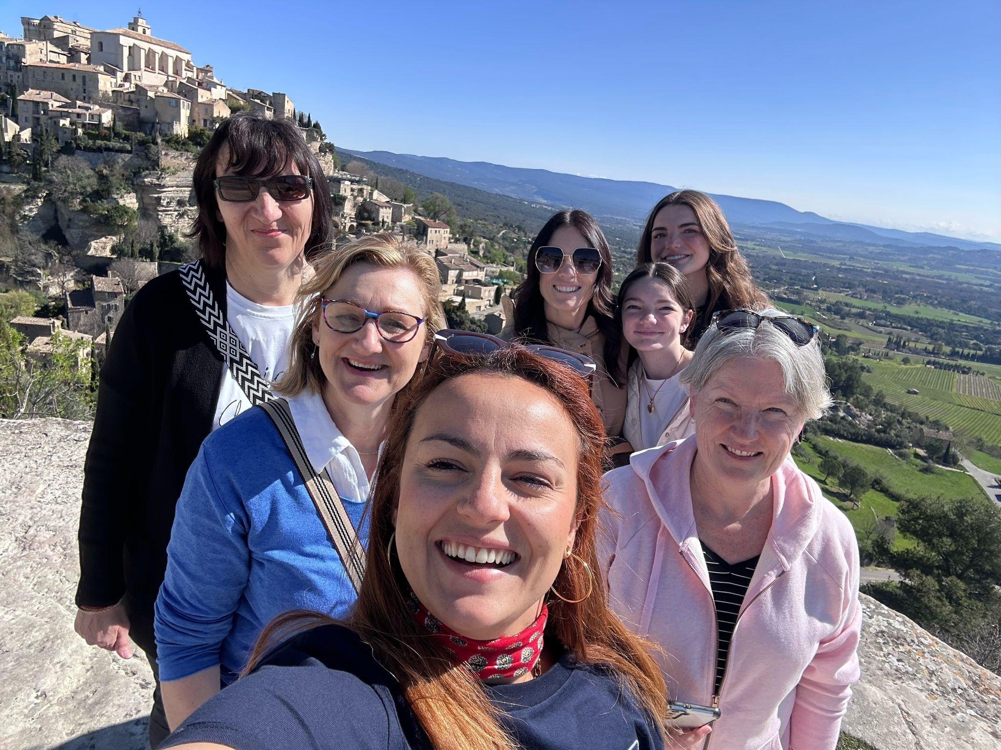 Avignon: Full-Day Châteauneuf du Pape Wines & Luberon Tour - 2026 (Verified Reviews)