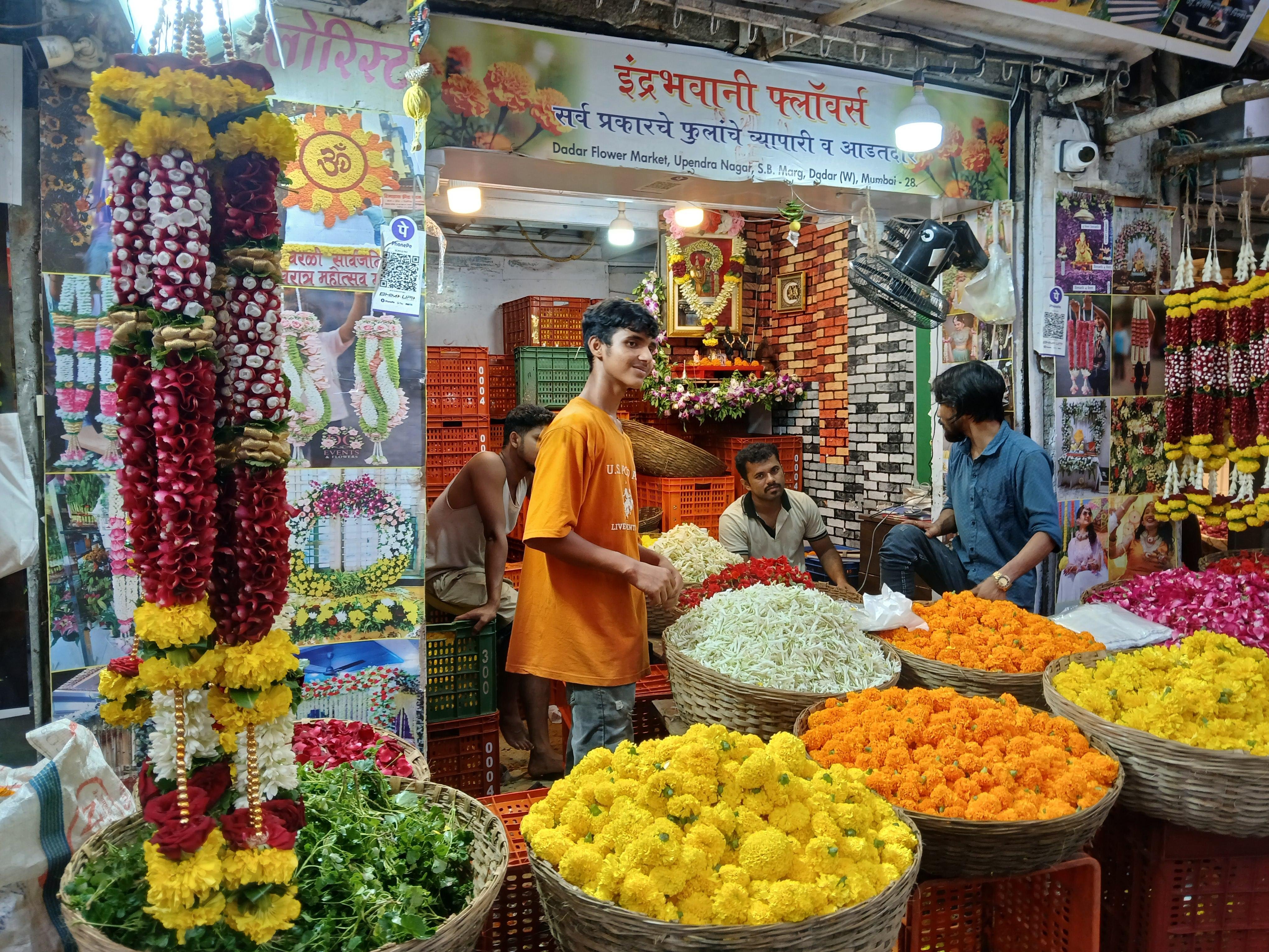 Dharavi Slum, Dhobi Ghat & Flower Market Tour