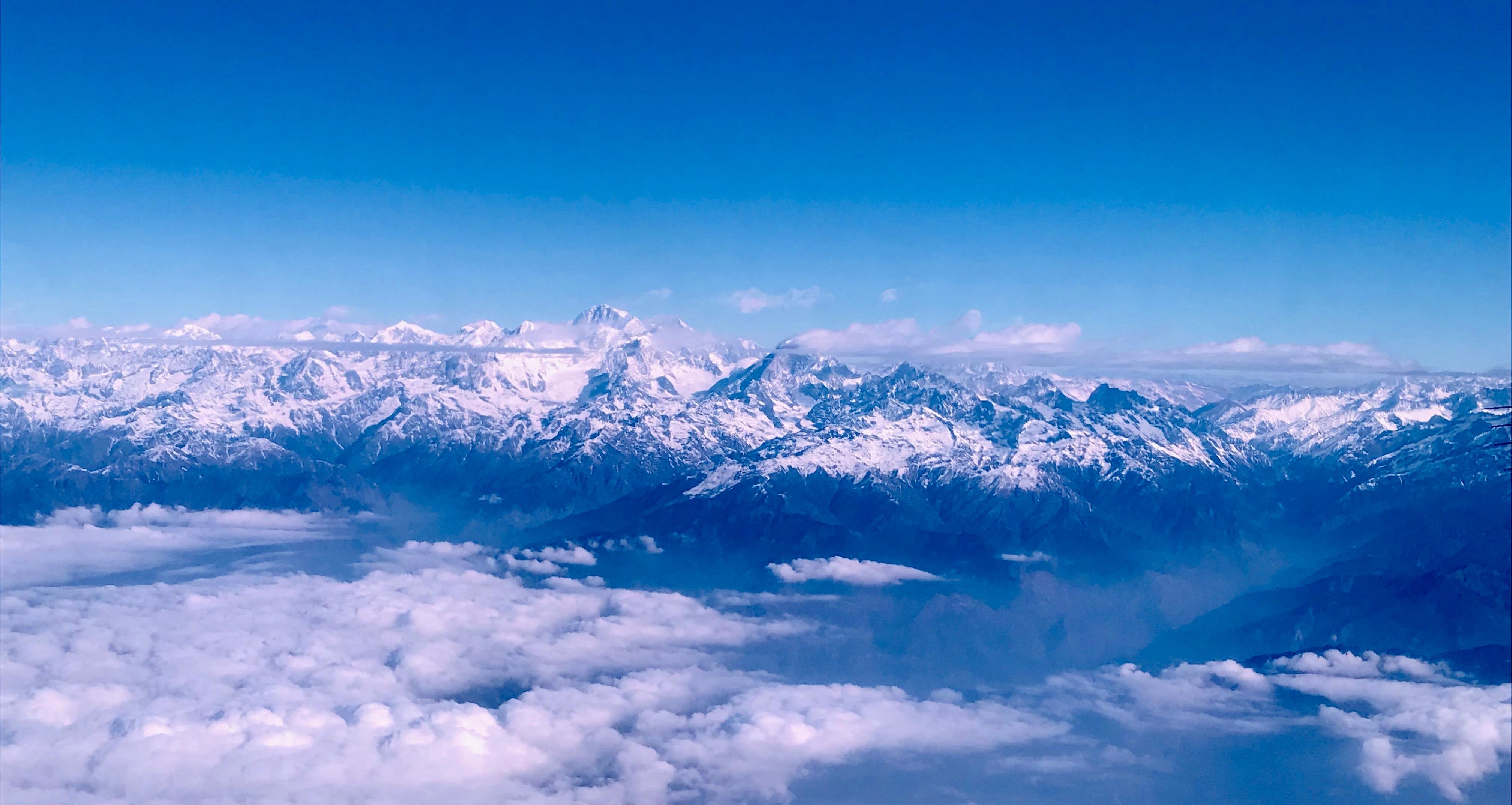 Kathmandu: Everest Scenic Flight or Helicopter Landing Tour