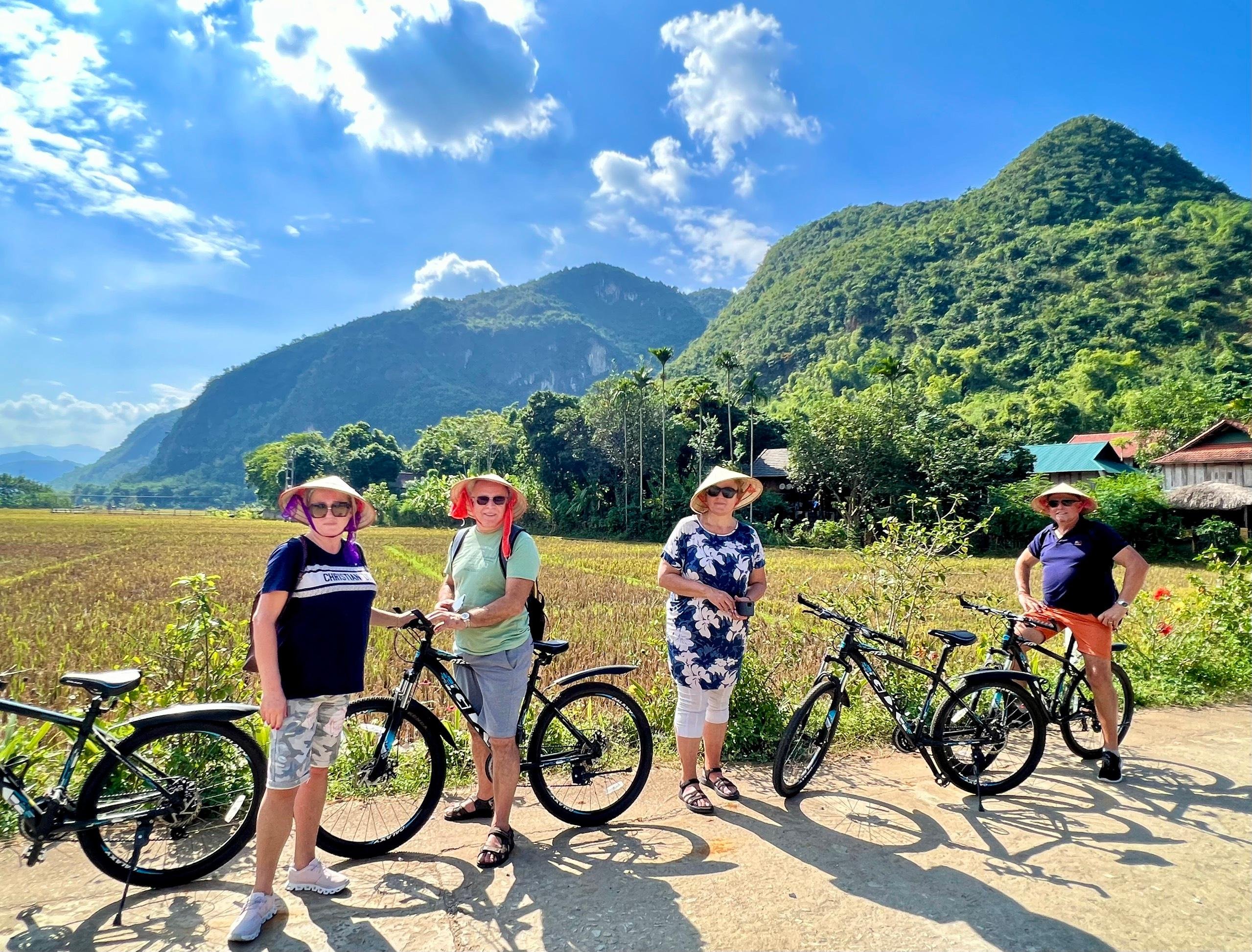 2-Day Ninh Binh Escape from Hanoi: Caves, Cycling & Culture