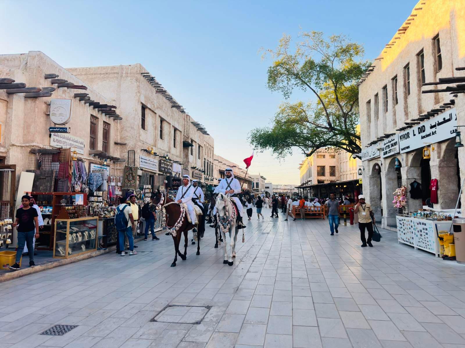 Doha Express: 4-Hour Highlights Layover City Tour