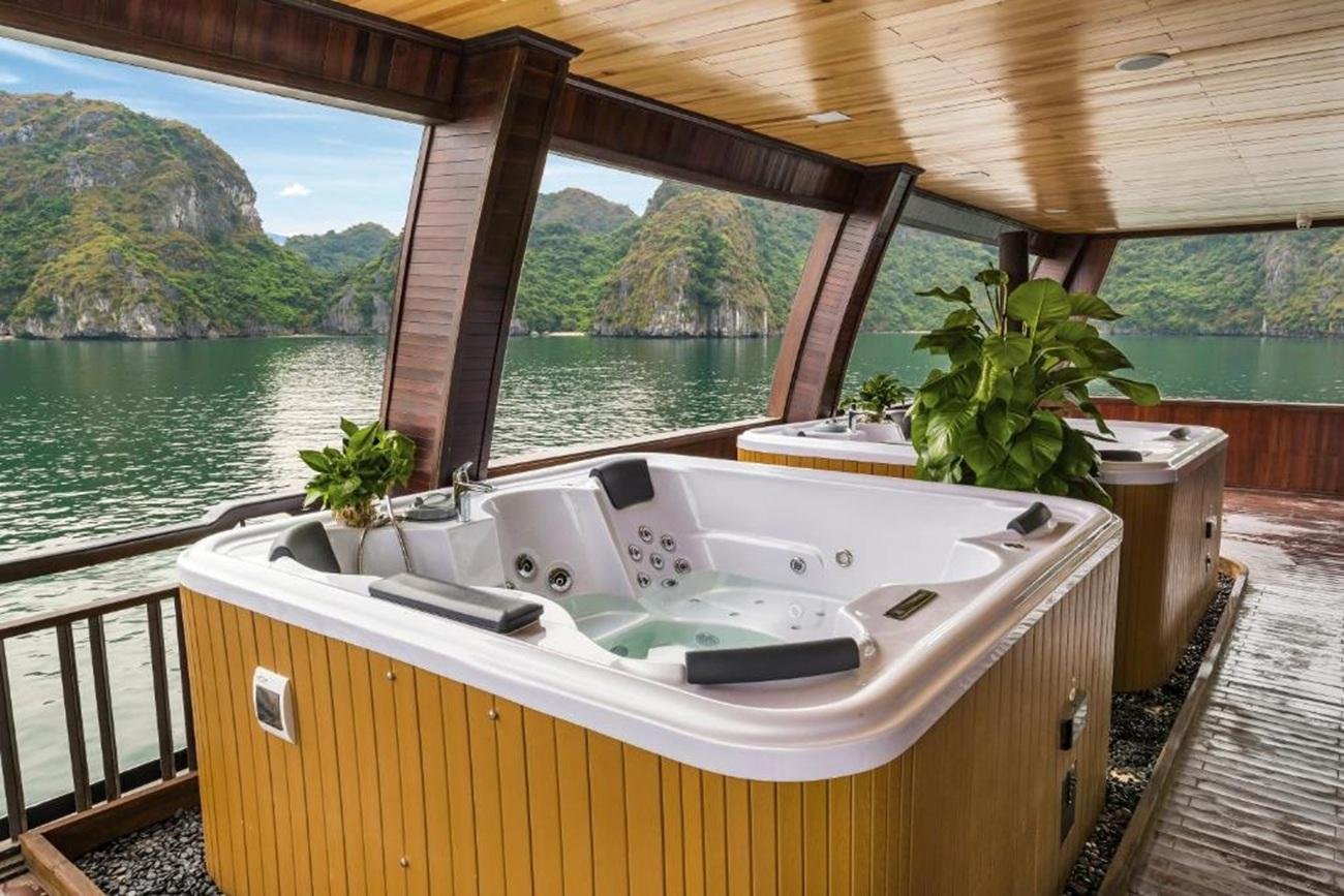 Ha Long & Lan Ha Bay 2-Day 5-Star Balcony Cruise