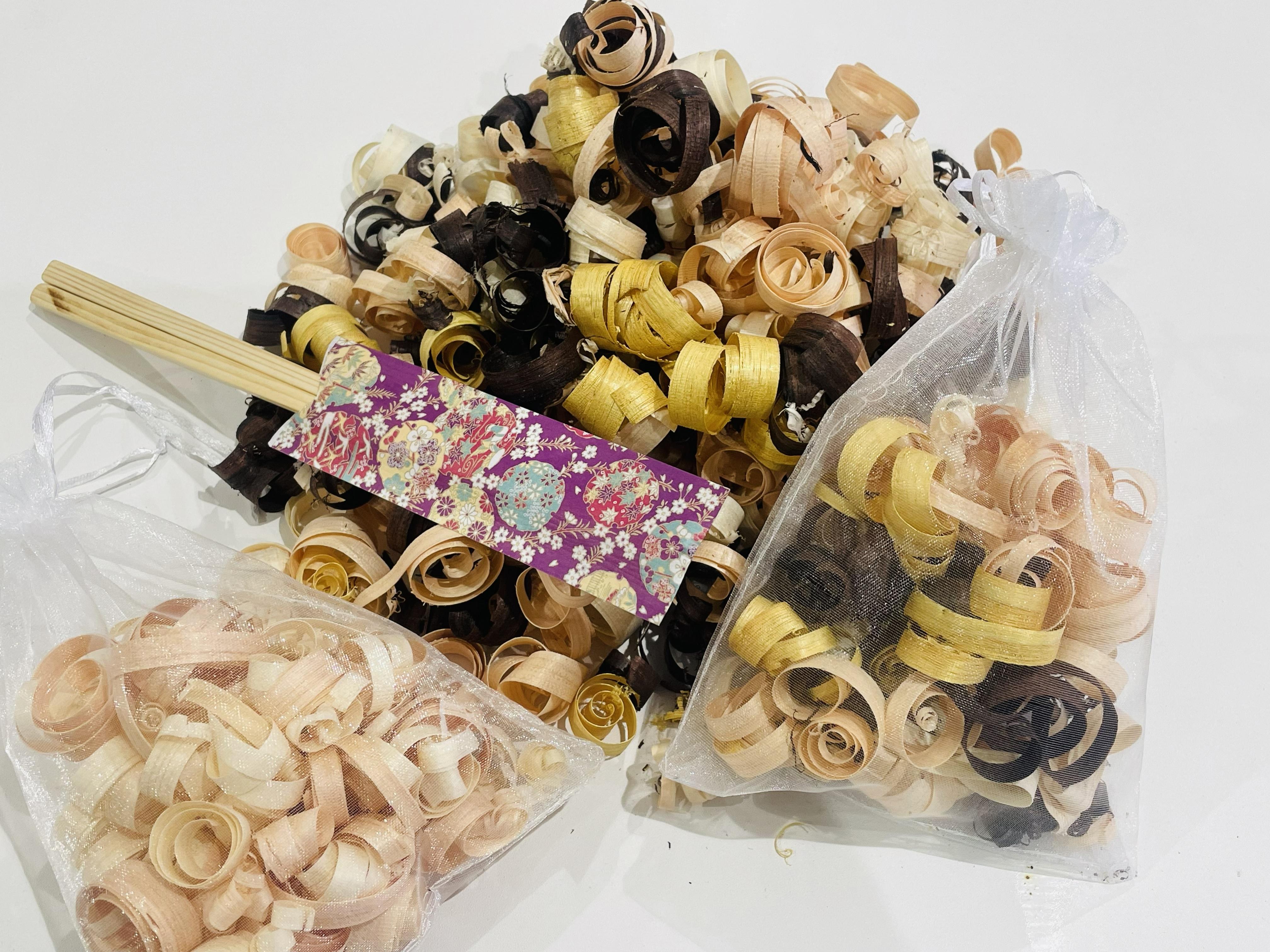 Osaka Castle Area Chopstick-Making Workshop with Souvenir