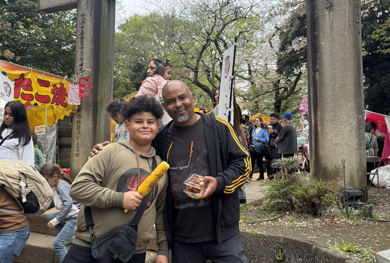 Tokyo: Onsen & Sunset Walk Private Tour – Tattoo-Friendly — Japanese onsen experience photo 2