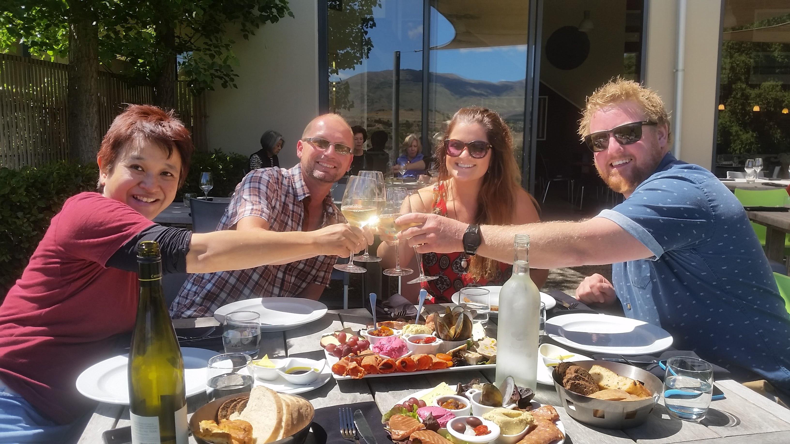 Full-Day Wine Tour with Lunch from Wanaka