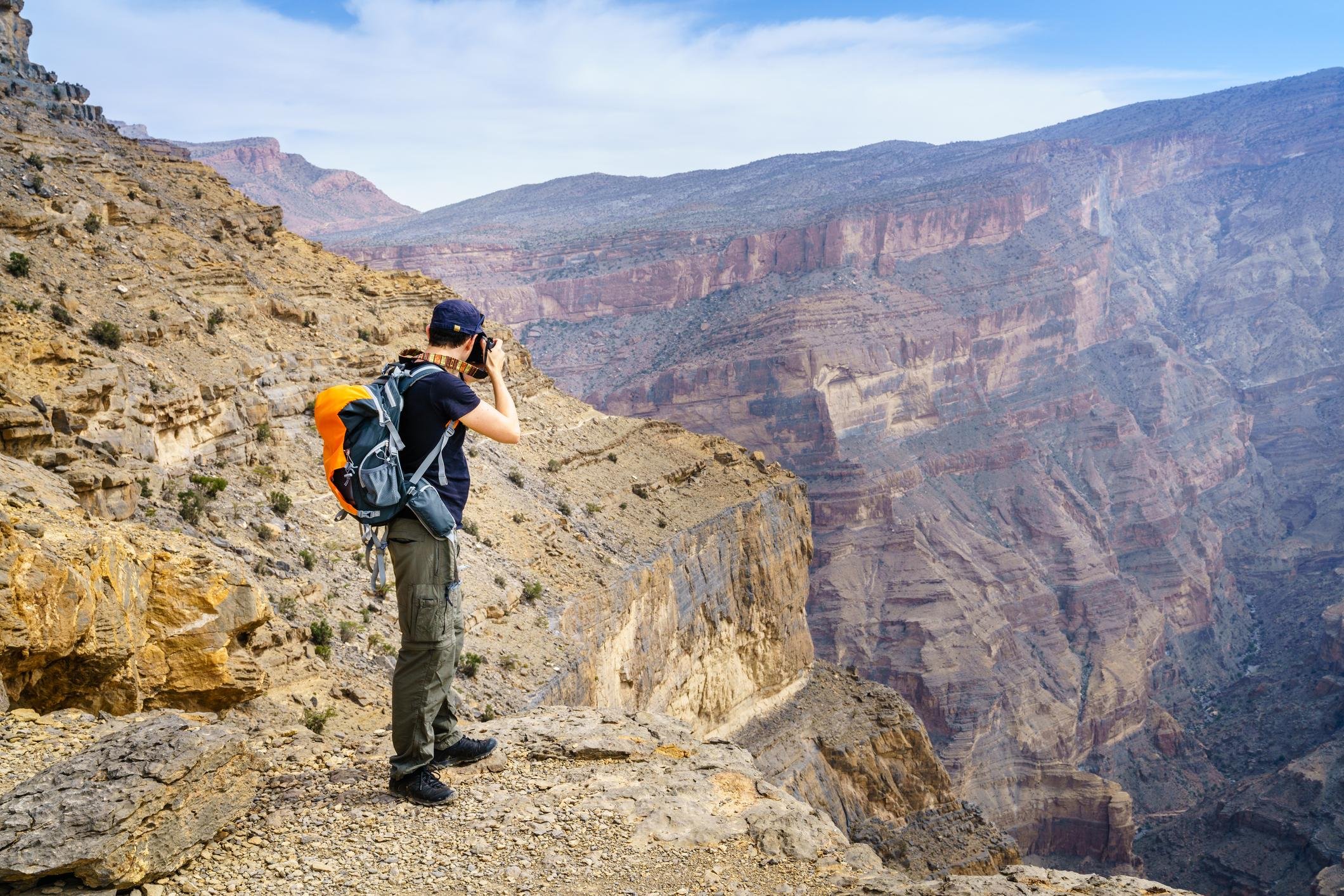 Nizwa, Al Hamra & Jebel Shams Overnight Mountain Adventure
