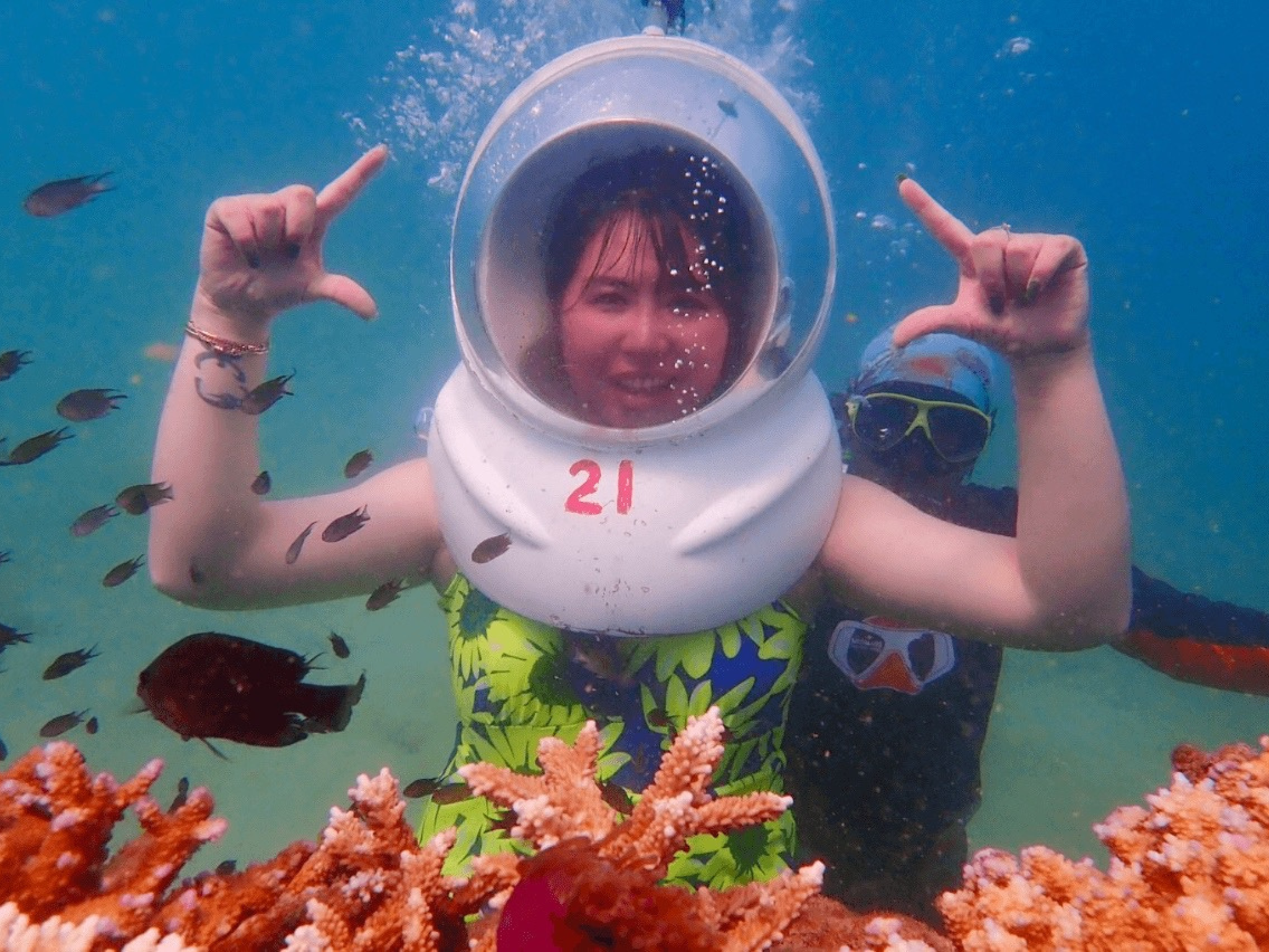 Pattaya Sea Walking & Koh Larn Speedboat Adventure