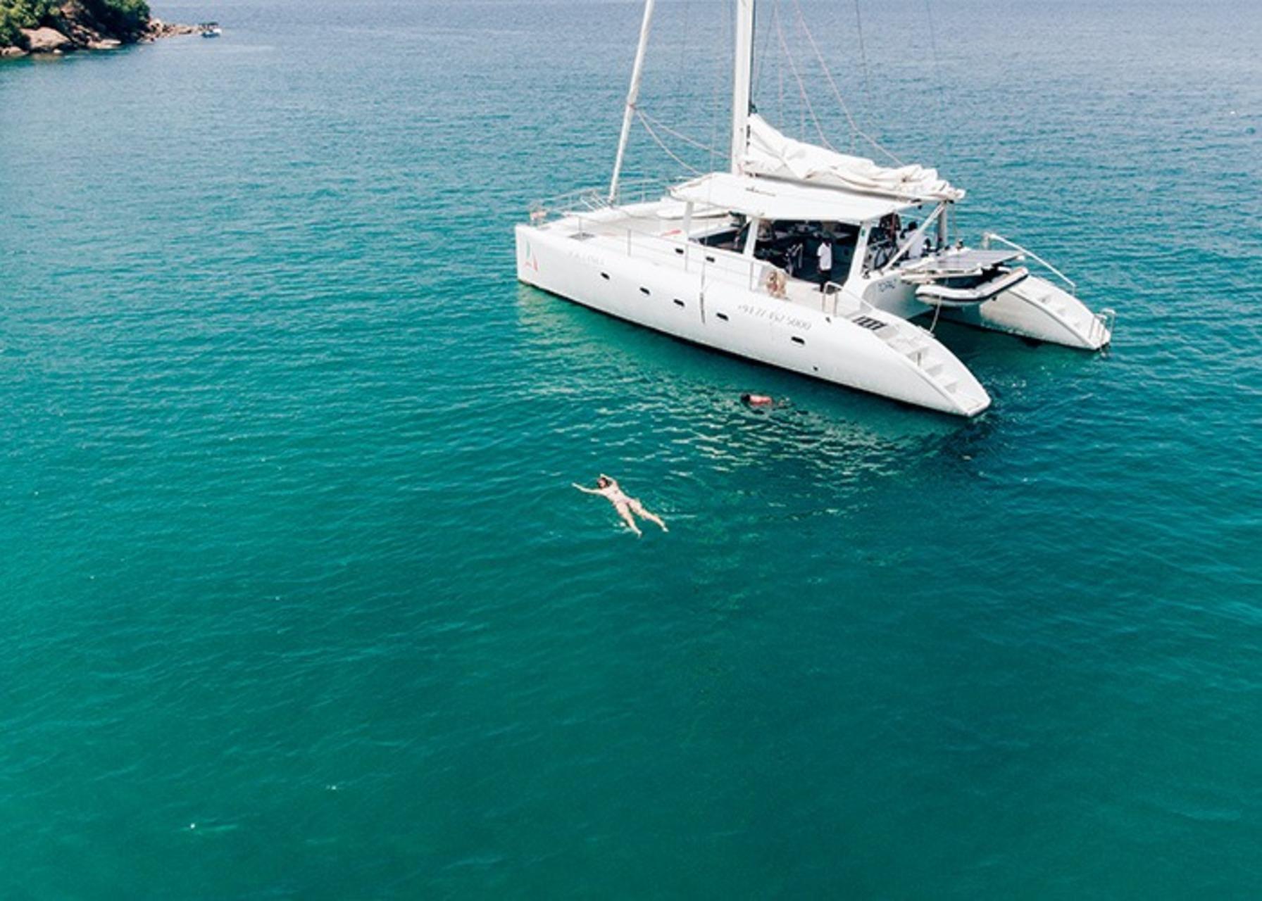 Luxury Yacht Whale Watching Expedition in Mirissa