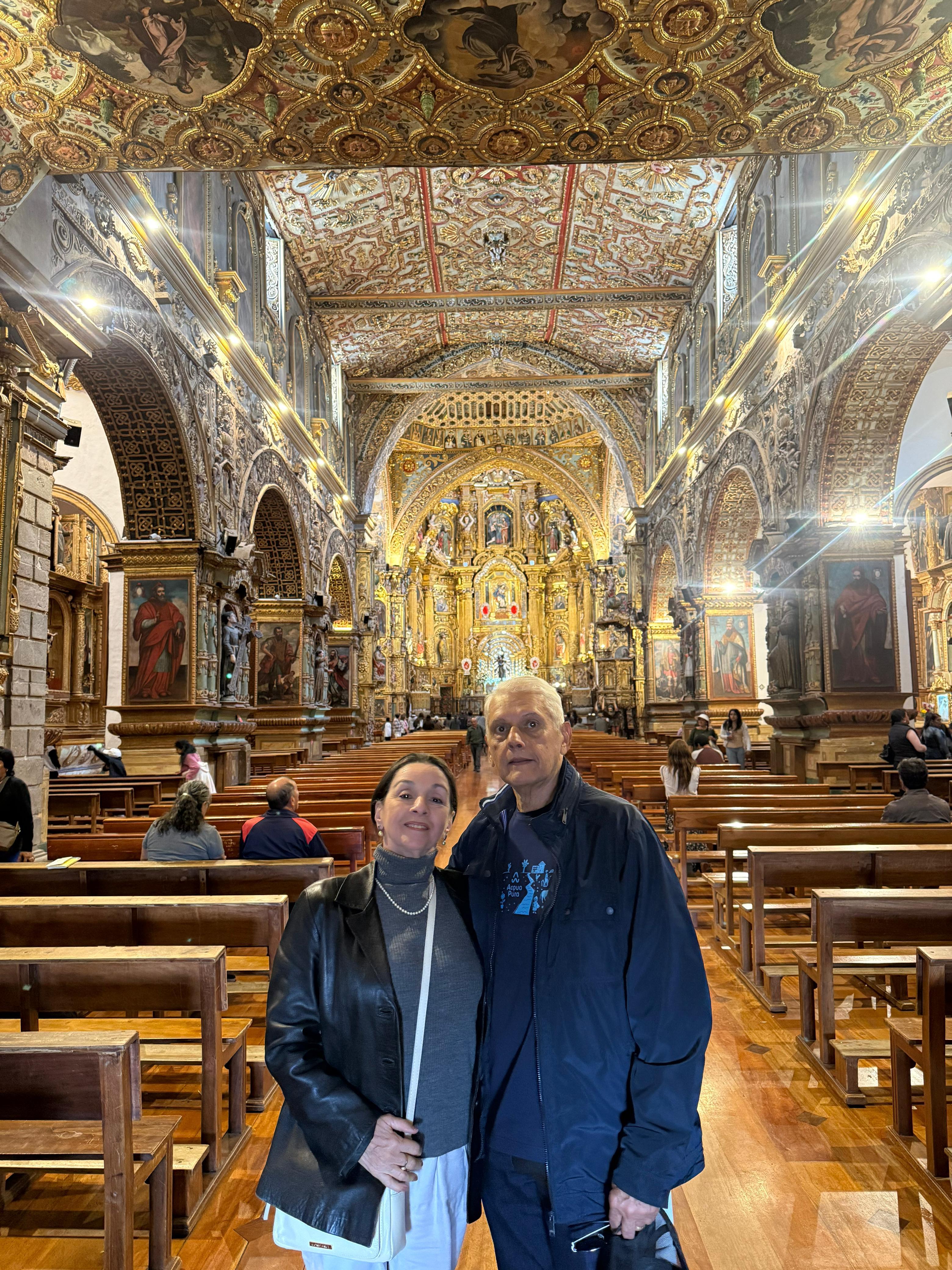 Private Quito Highlights: Colonial Center, Cable Car & Equator