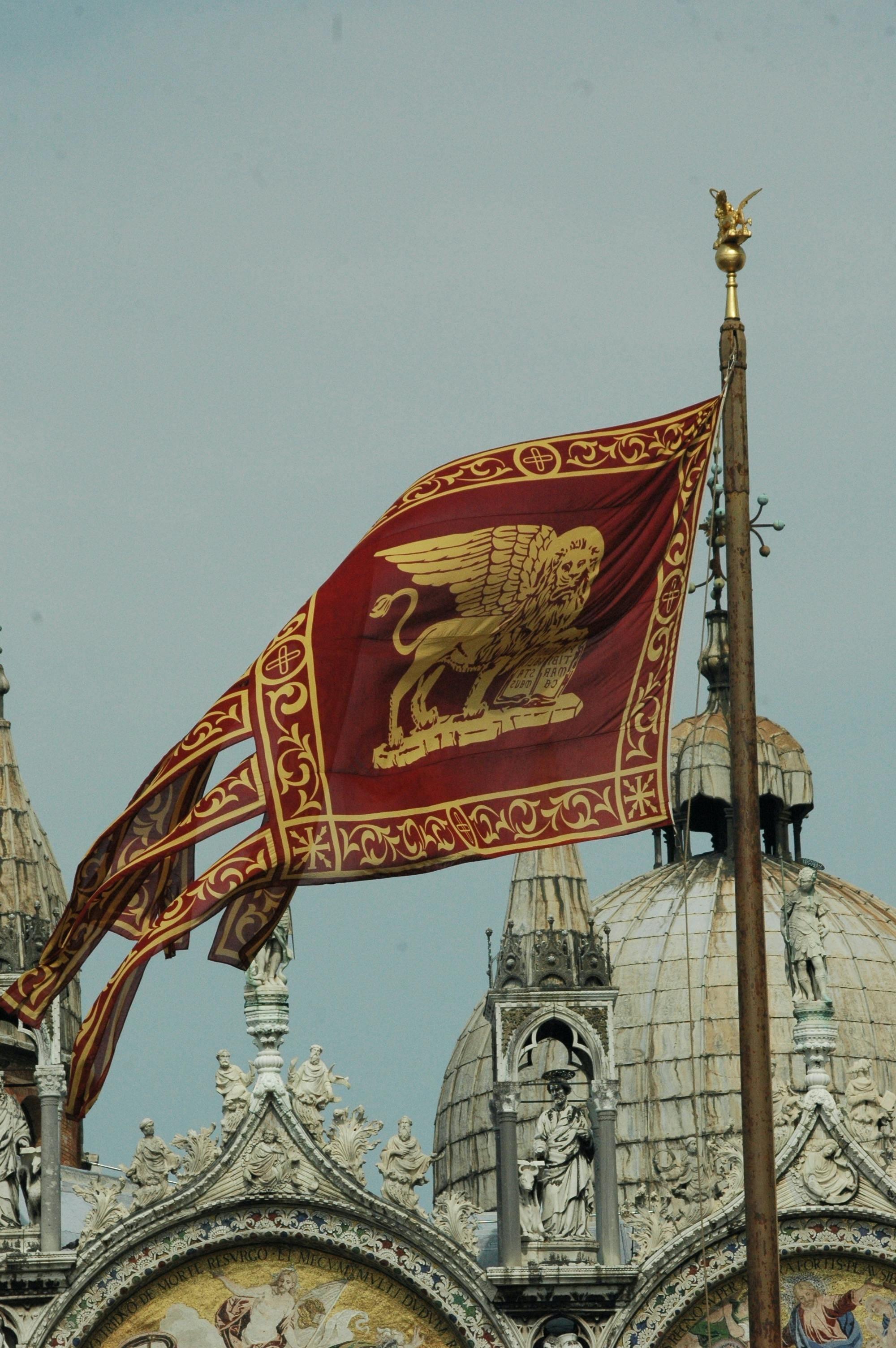Venice Walking Tour: St. Mark's Basilica, Terrace & Doge's Palace