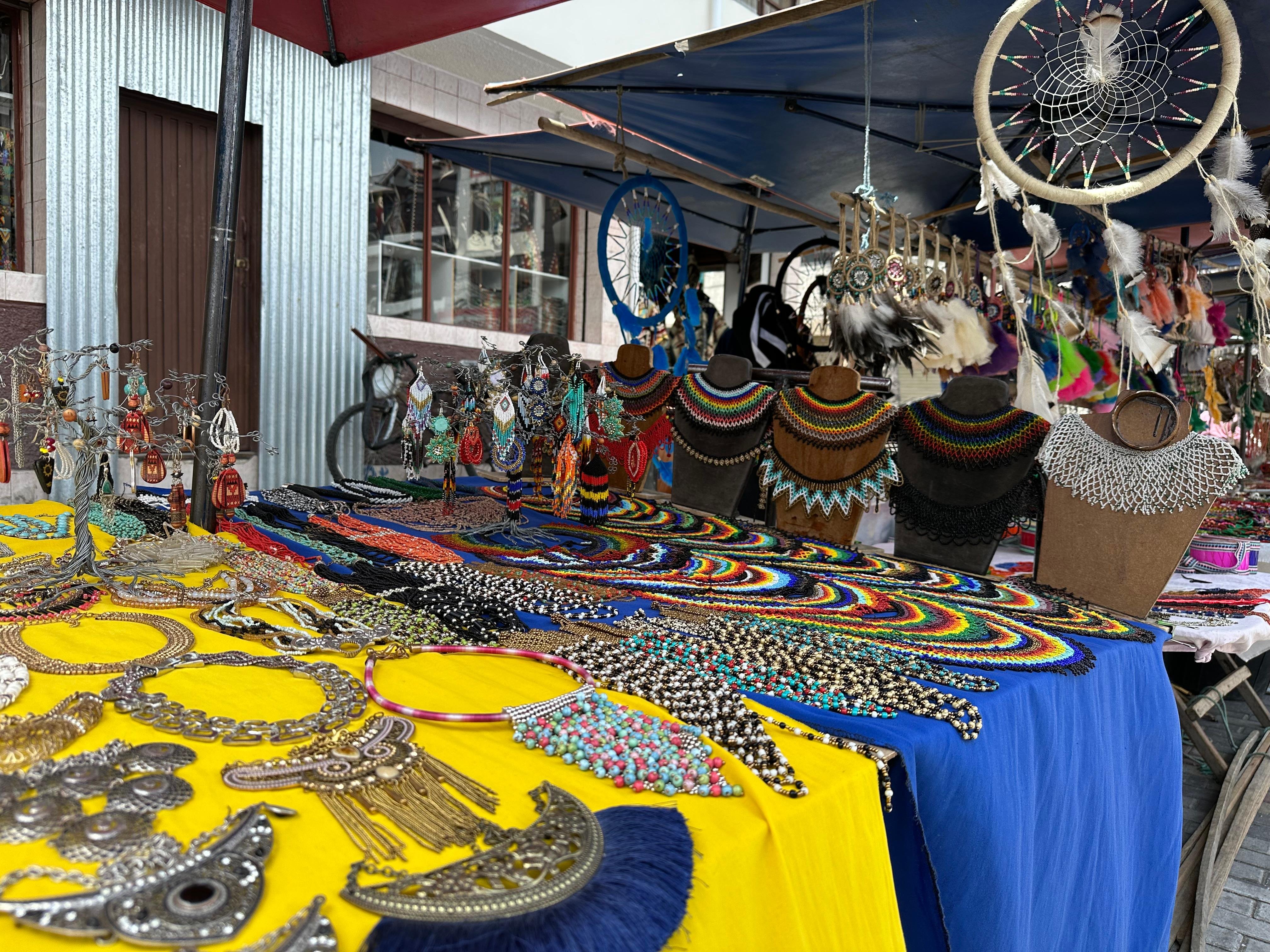 Quito to Otavalo Market & Cuicocha Crater Lake Day Tour