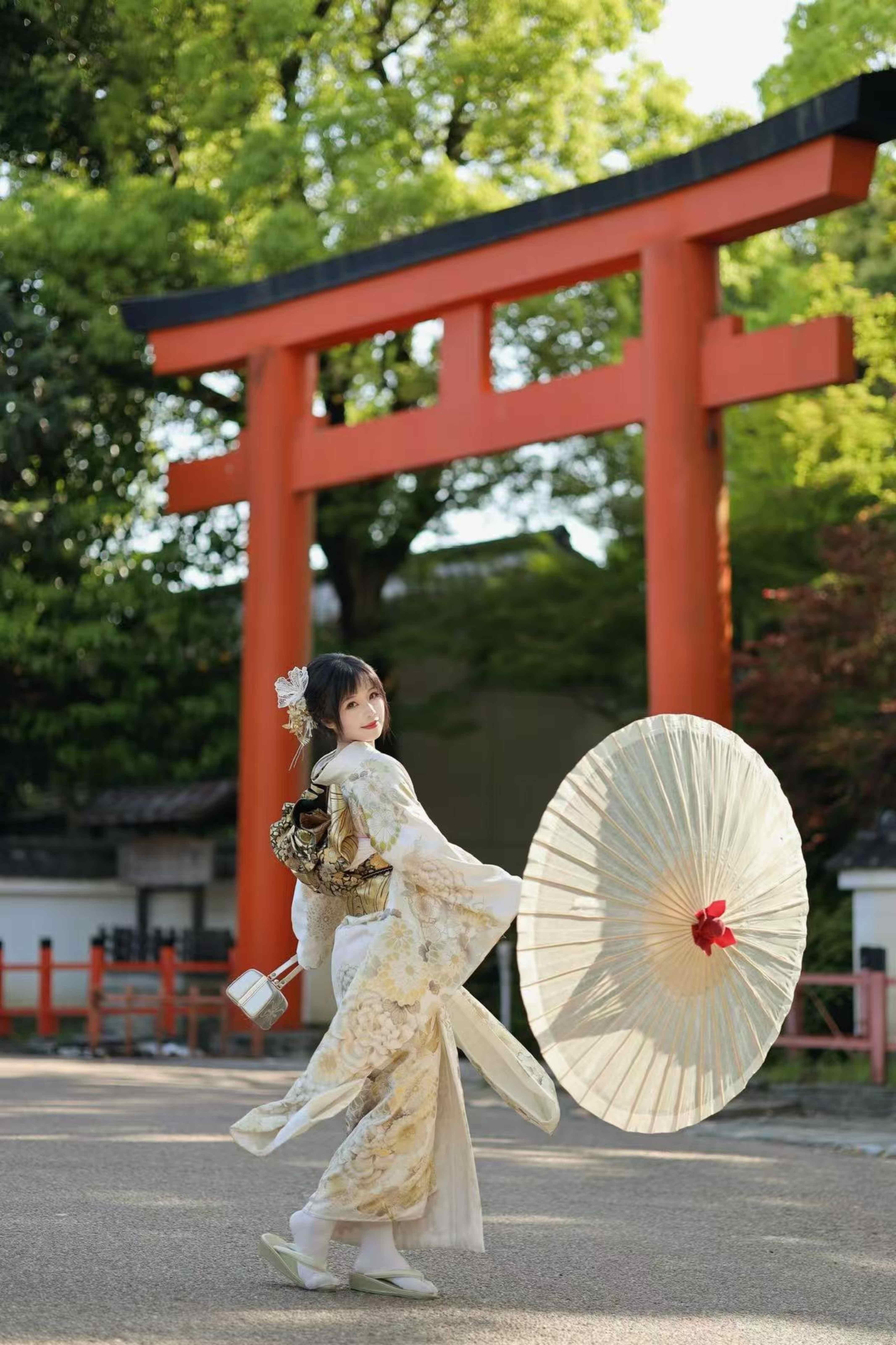 Kyoto: Kimono Makeover, Photoshoot, and Guided Tour - 2026 (Verified Reviews)