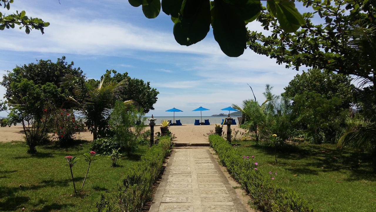 Komodo Island 3-Day Private Speedboat Adventure with Hotel
