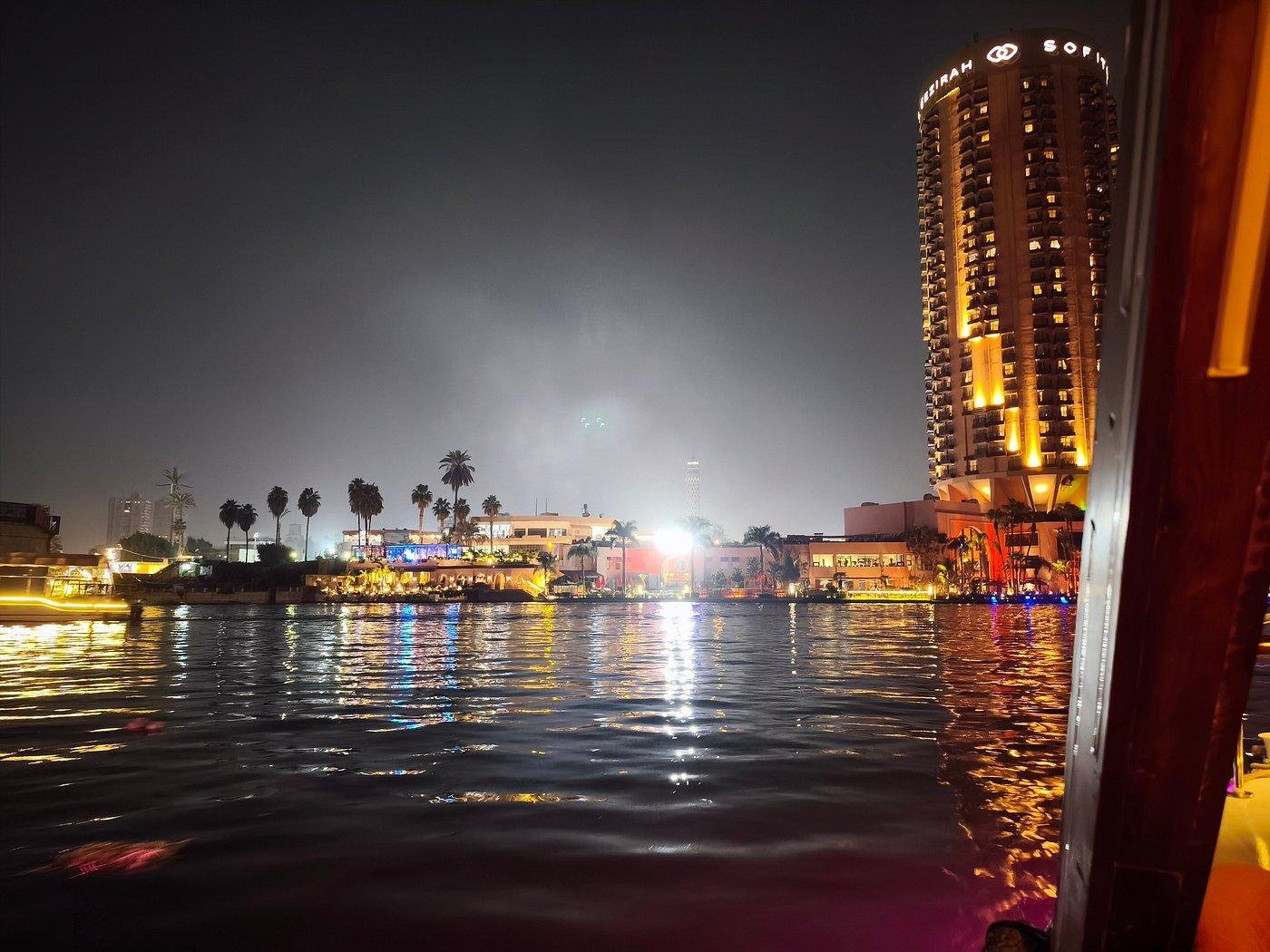 Sharm El Sheikh: Cairo Day Trip by Flight with Pyramids & GEM Museum