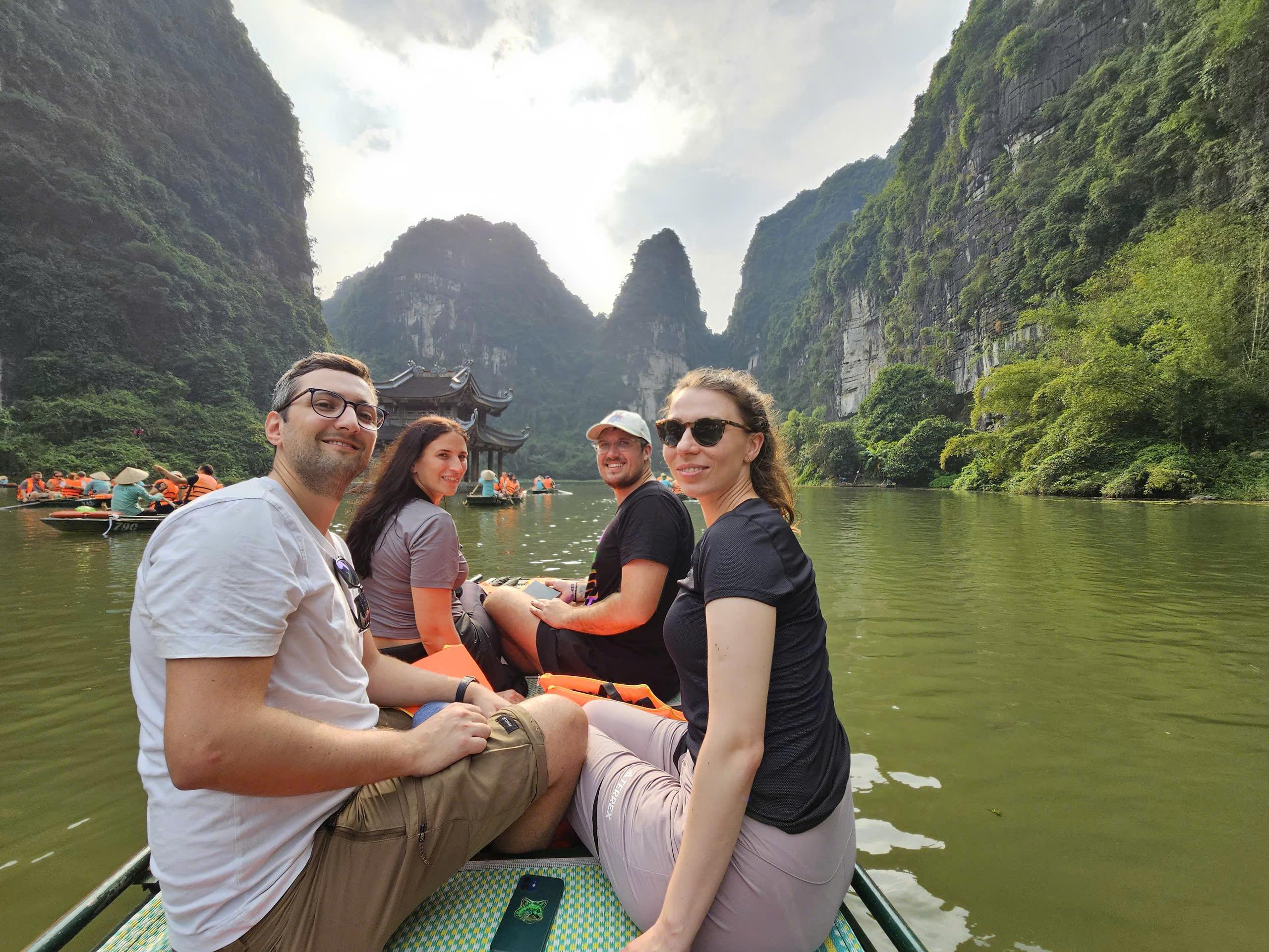 Ninh Binh Full-Day Tour: Hoa Lu, Bai Dinh, Trang An & Mua Cave