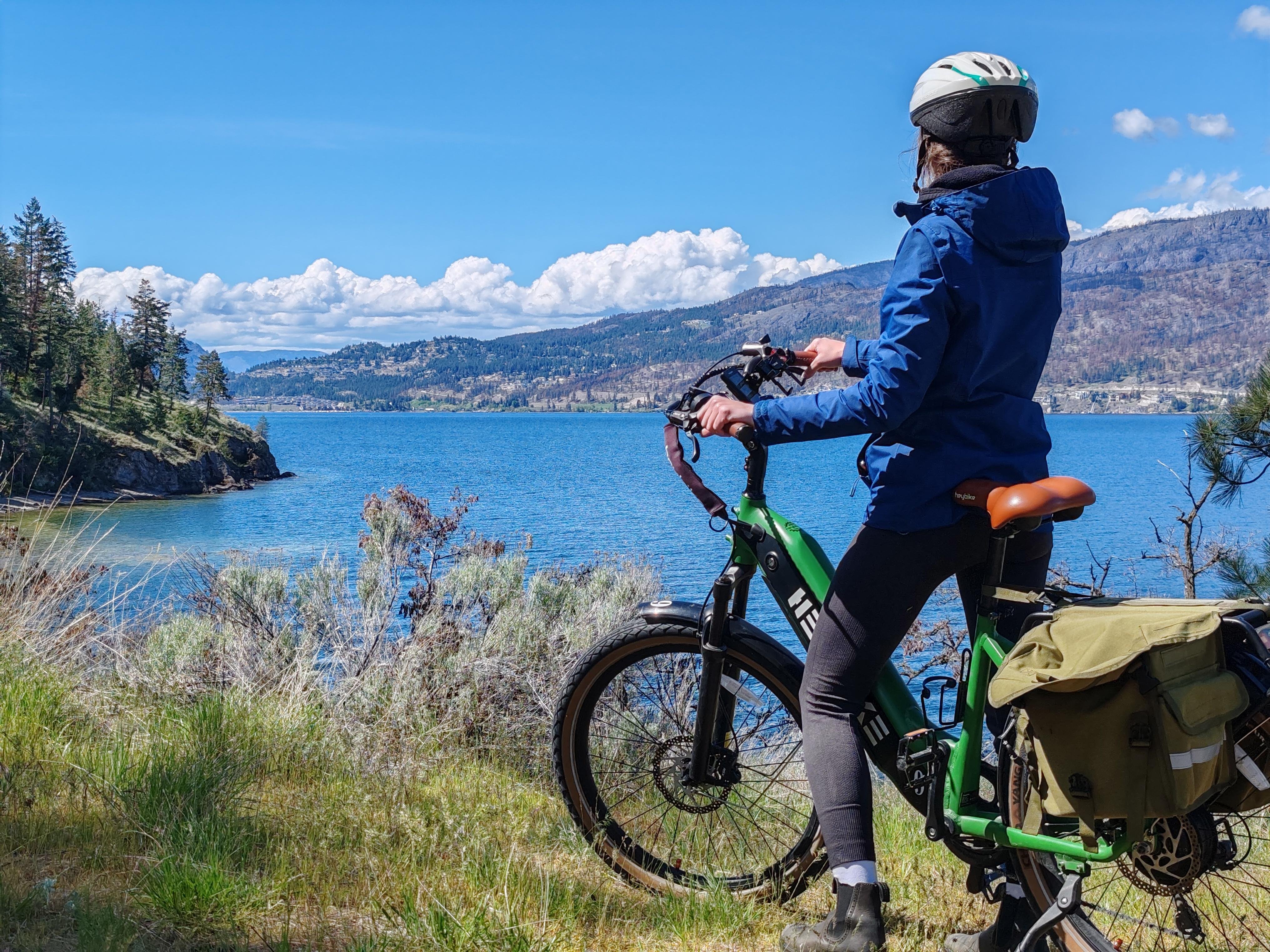 Kelowna E-Bike Rental with GPS Navigation